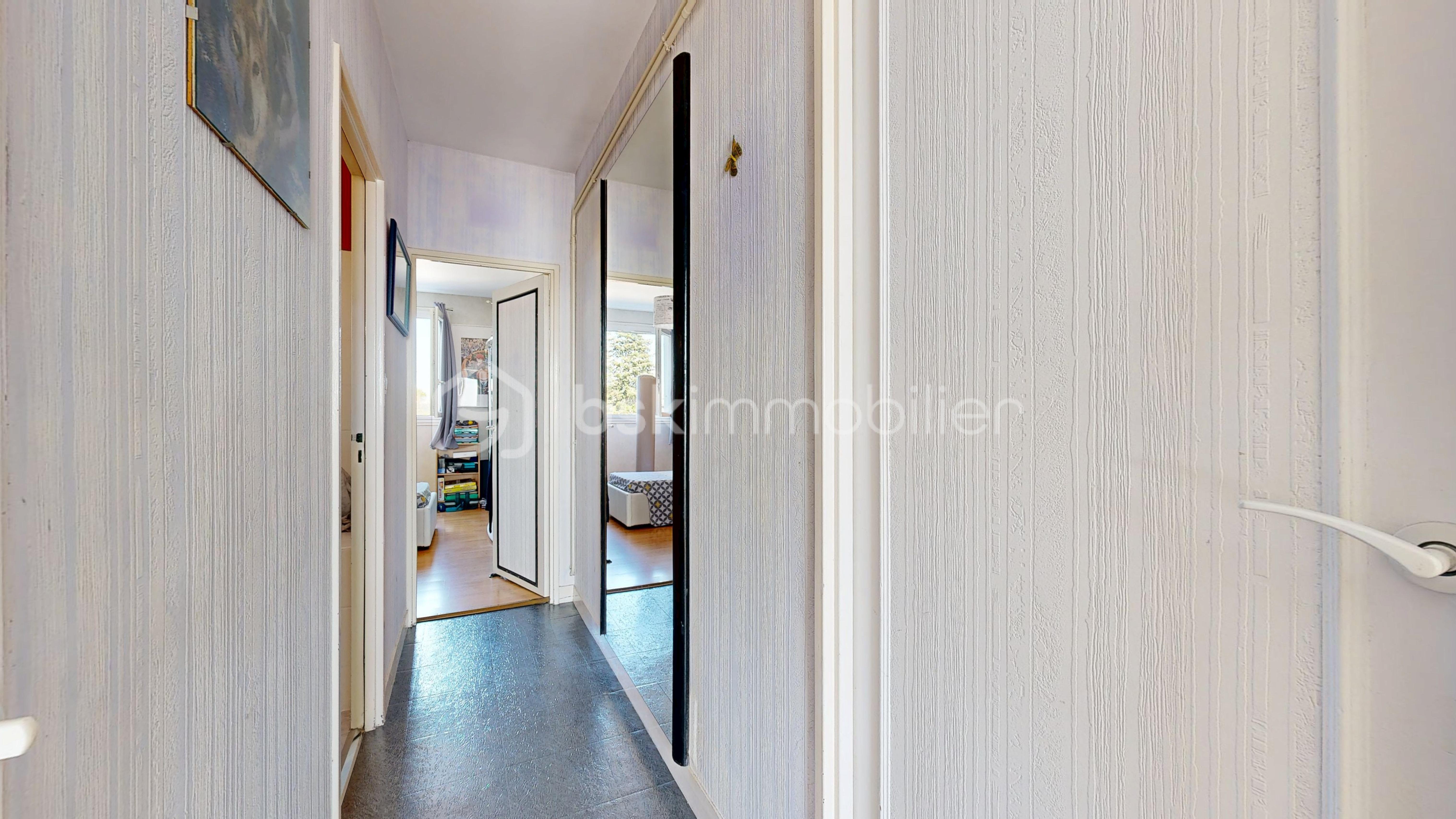 APPARTEMENT-T4-08262026_105139.jpg