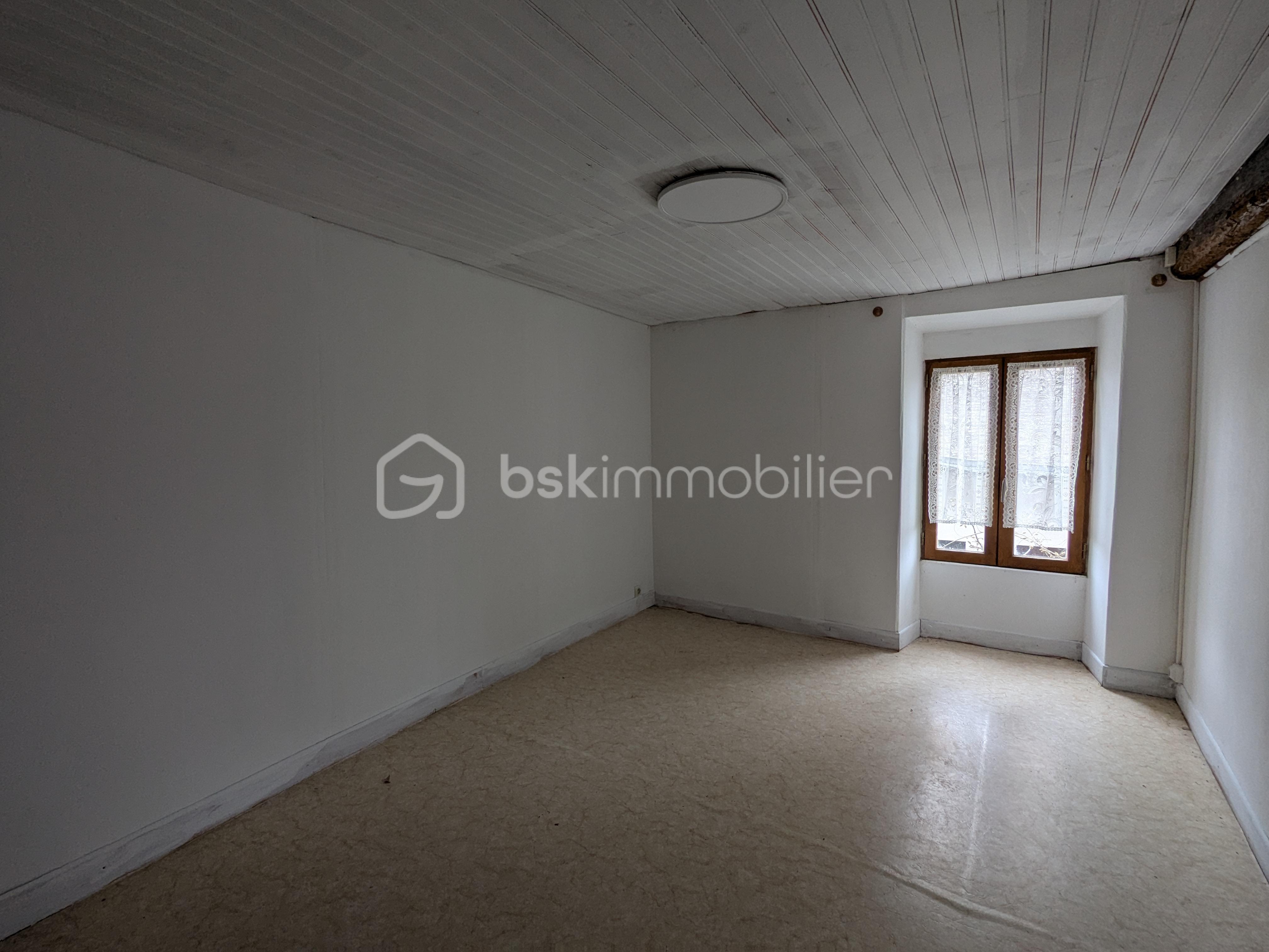 Maison de 180 m² - PXL_20250402_132228336.jpg