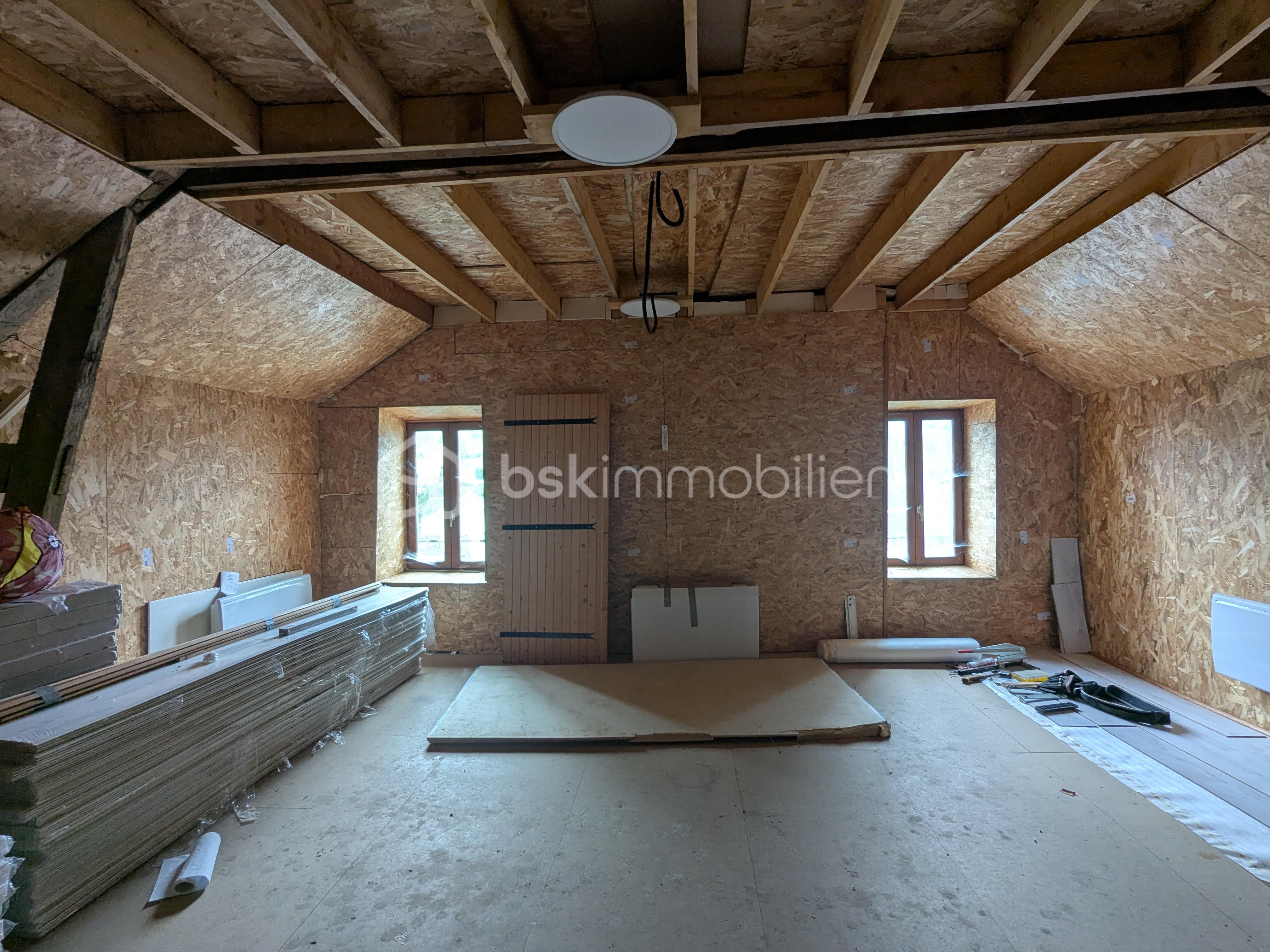 Maison de 180 m² - PXL_20250402_132312163.jpg