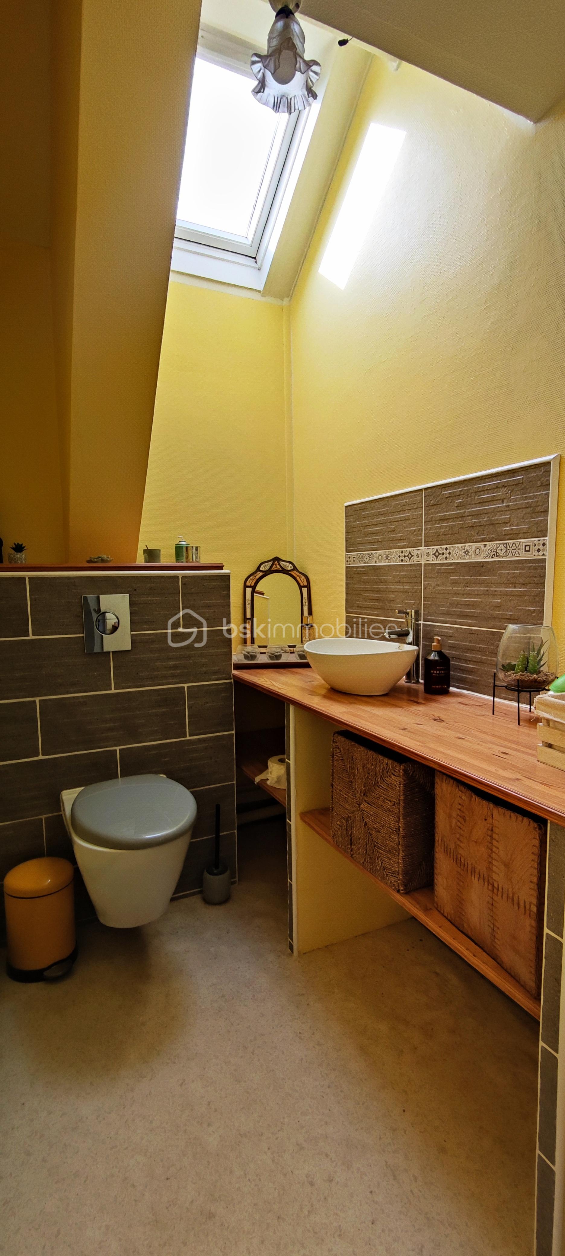 Demeure de 146 m² - TOILETTE HAUT.jpg