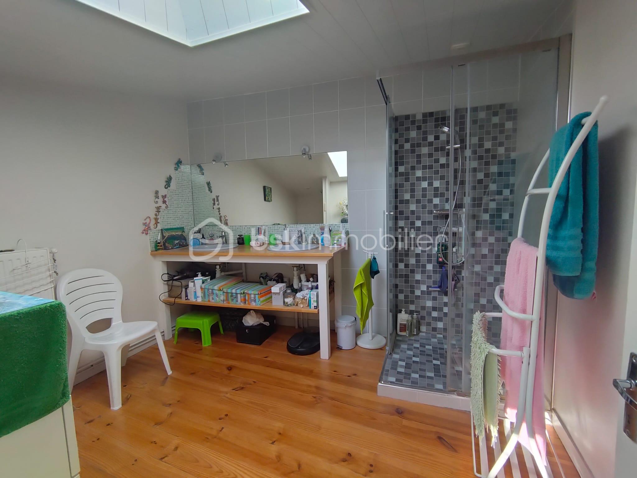 Maison ancienne de 130,69 m² - 06 sde.jpeg