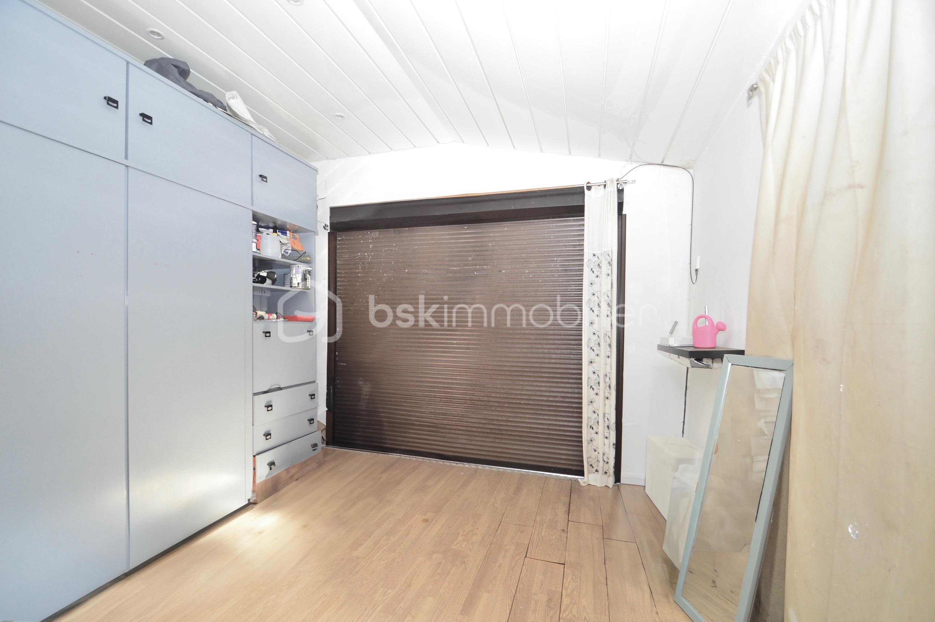 29 garage - 1.jpg