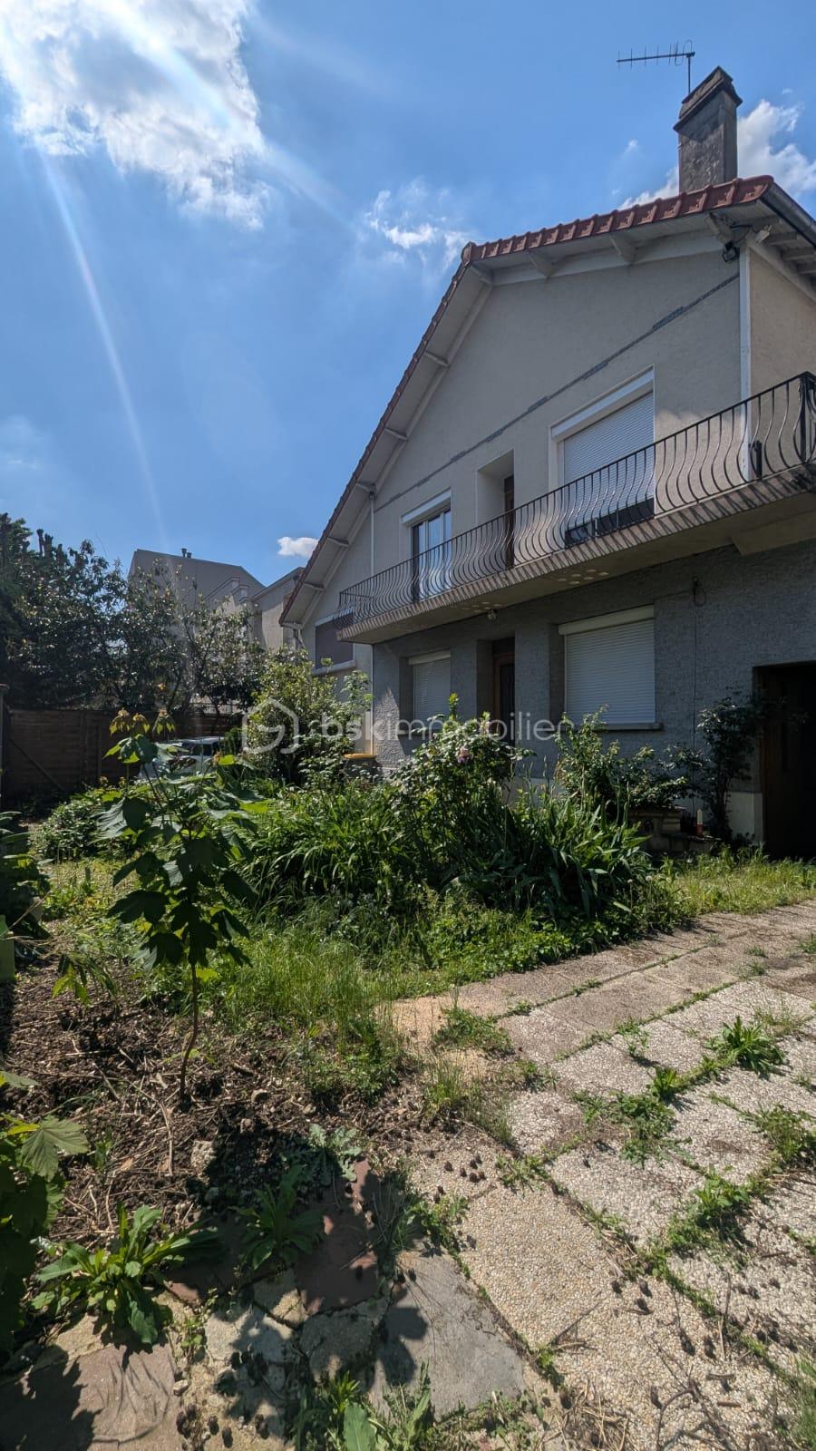 Maison de ville de 160 m² - WhatsApp Image 2025-04-29 at 11.00.13 (1).jpeg