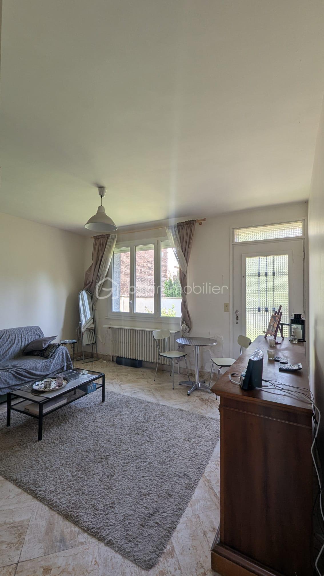 Maison de ville de 202 m² - WhatsApp Image 2025-04-29 at 11.40.05 (4).jpeg