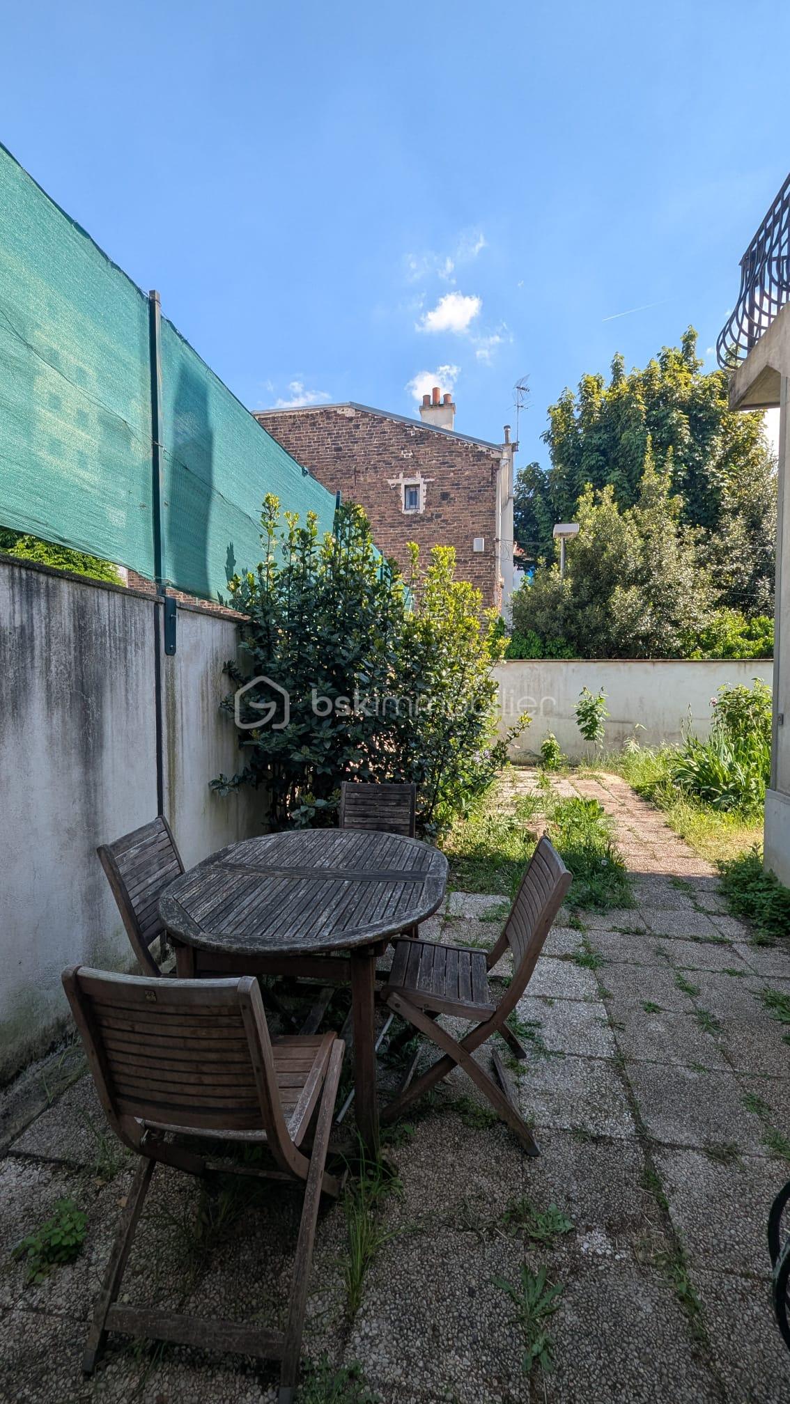 Maison de ville de 160 m² - WhatsApp Image 2025-04-29 at 11.38.25 (3).jpeg