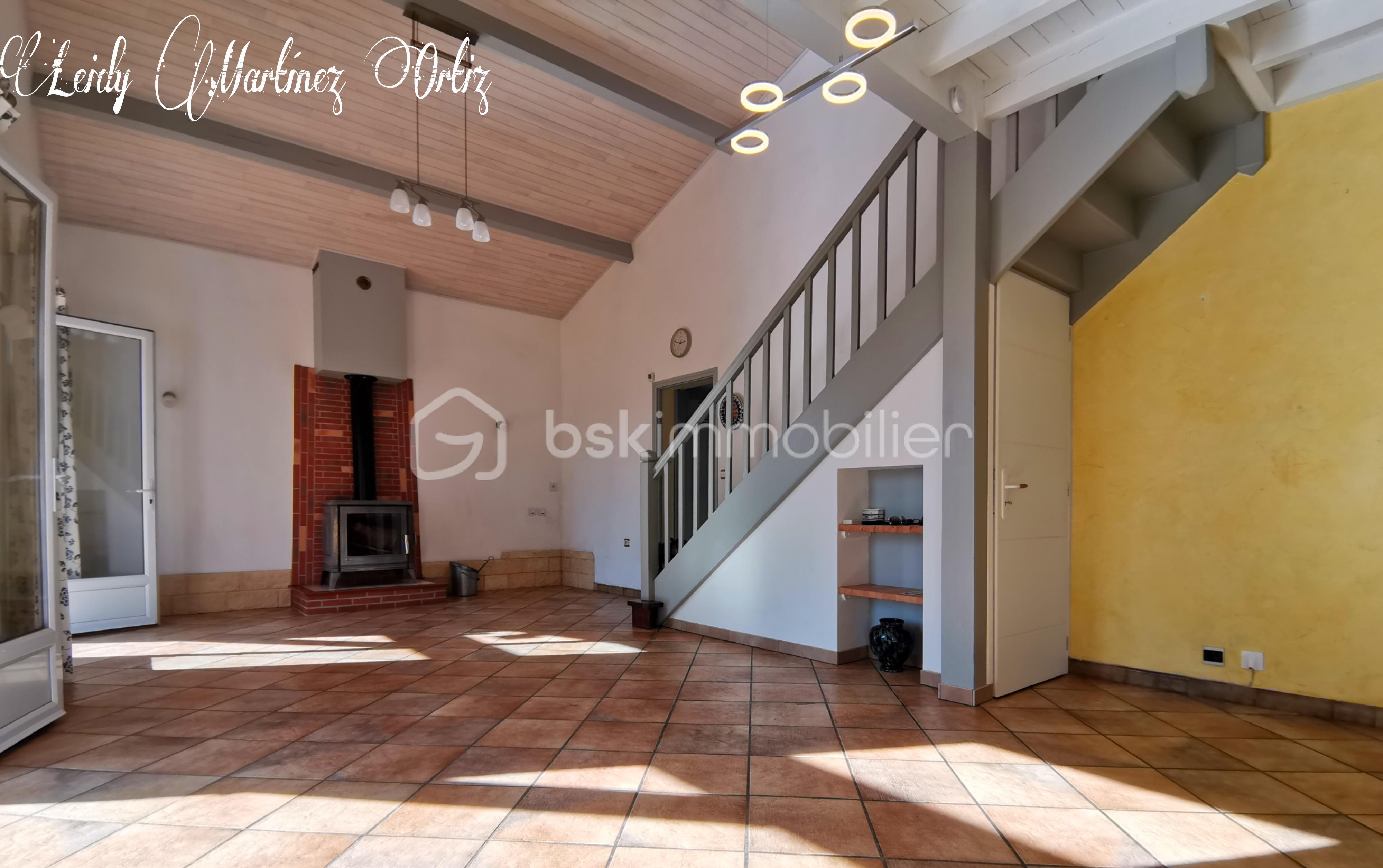 Maison de 160 m² - Picsart_25-04-14_12-07-04-467.jpg