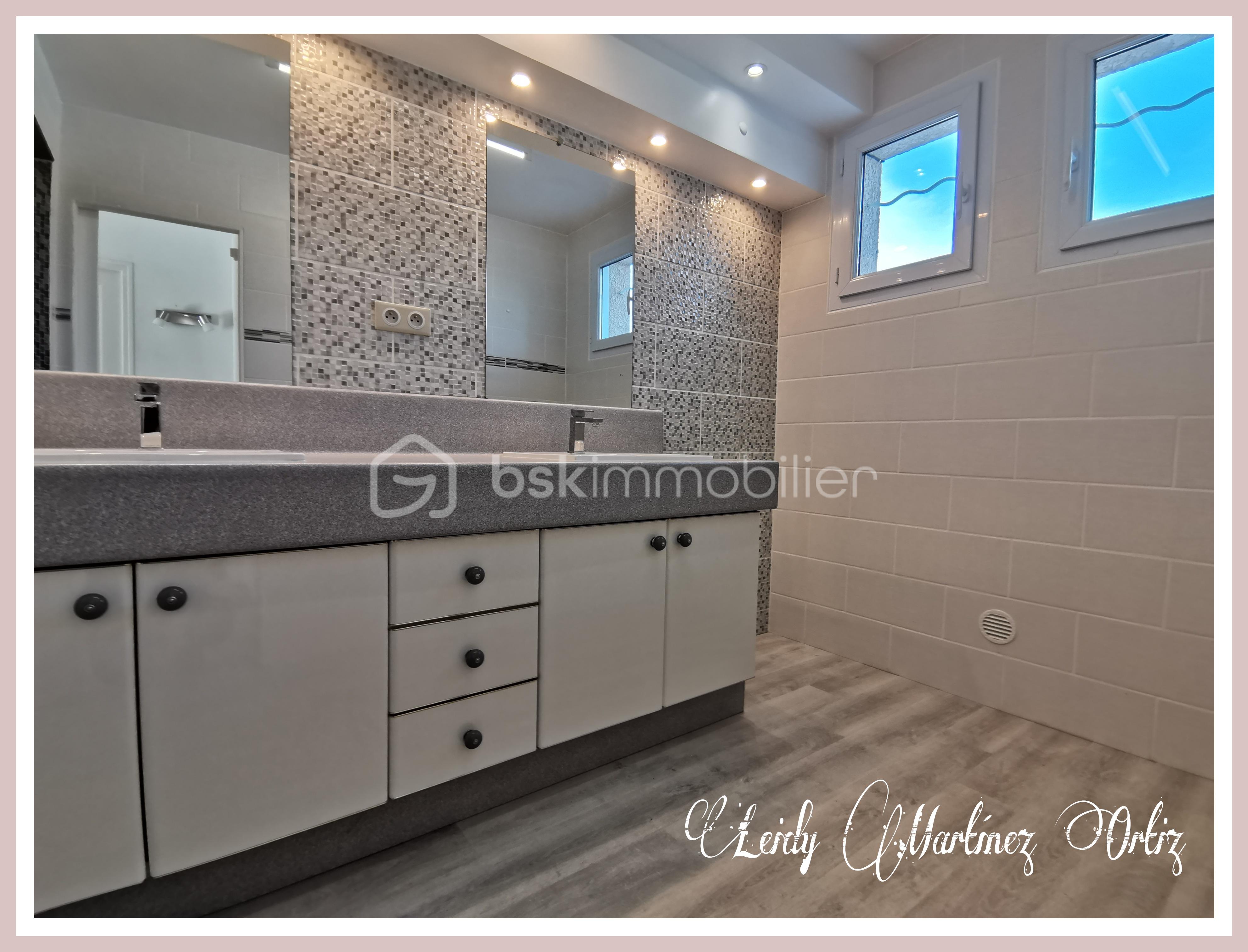 Maison de 160 m² - Picsart_25-03-06_18-39-07-063.jpg