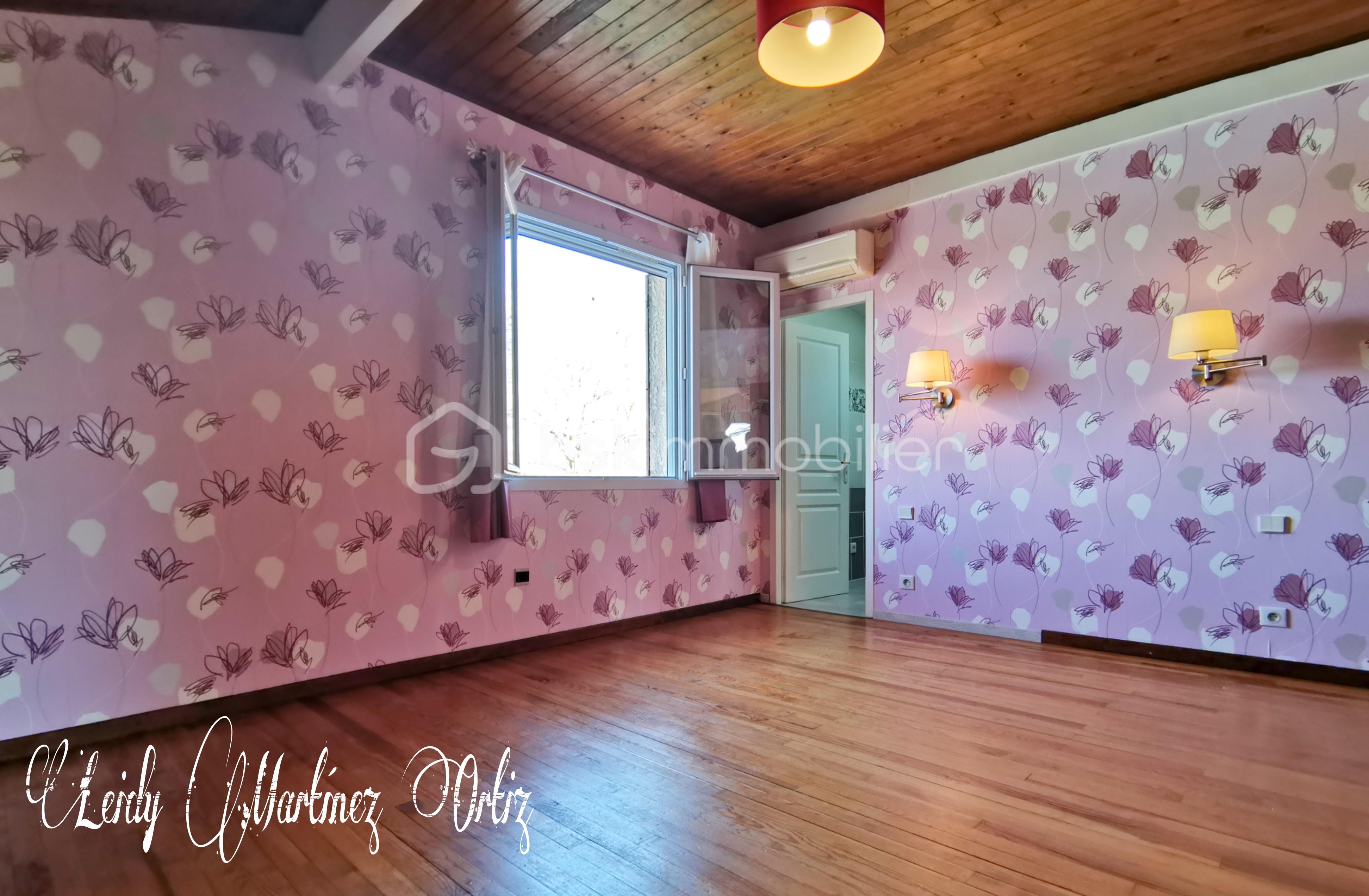 Maison de 160 m² - Picsart_25-04-14_12-24-42-788.jpg