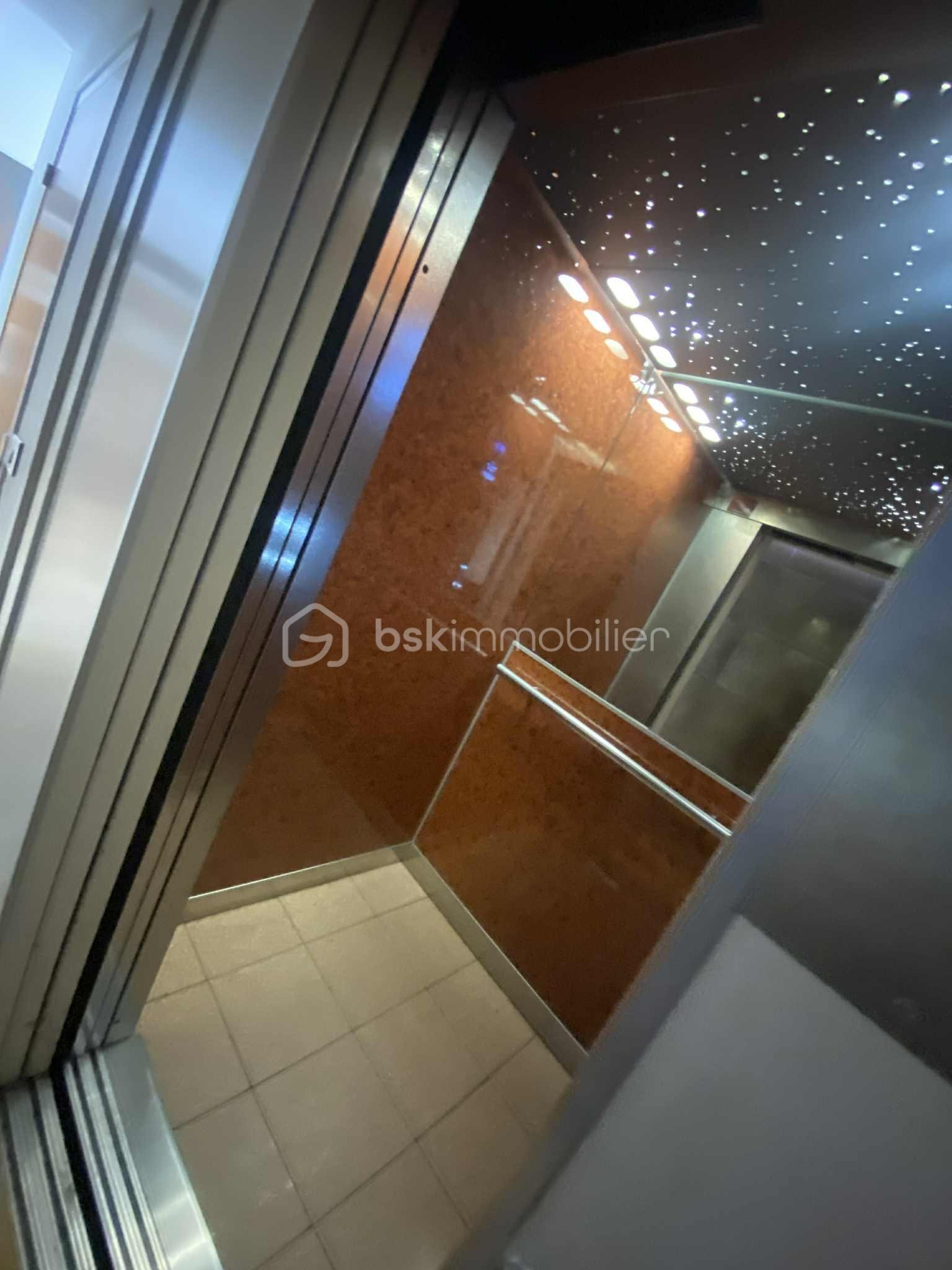 Appartement de 88 m² - c4549248-7dfd-45da-b6fb-1f6571197741.jpg