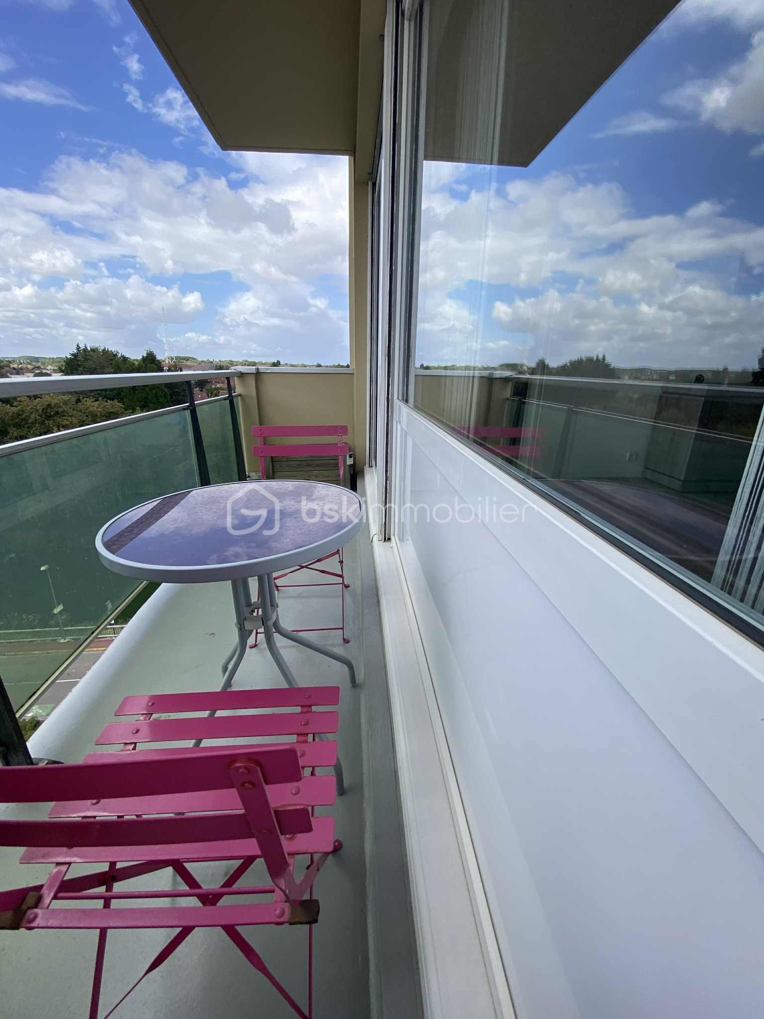 Appartement de 88 m² - 70eb13c6-b9c5-43e1-8242-d4ba96f21275.jpg