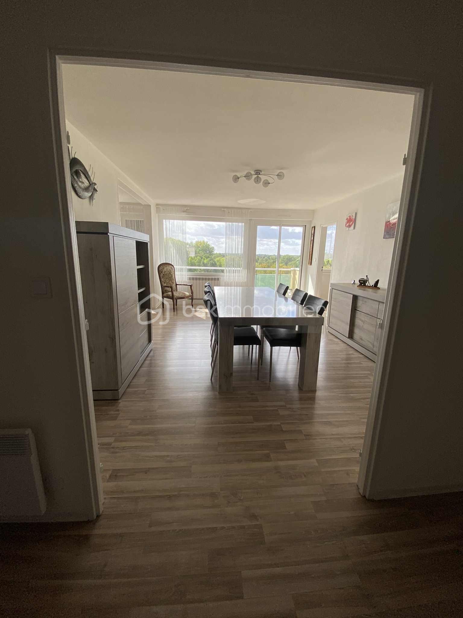 Appartement de 88 m² - 176271f4-e269-42e0-bc19-2e6f1d91c01c.jpg
