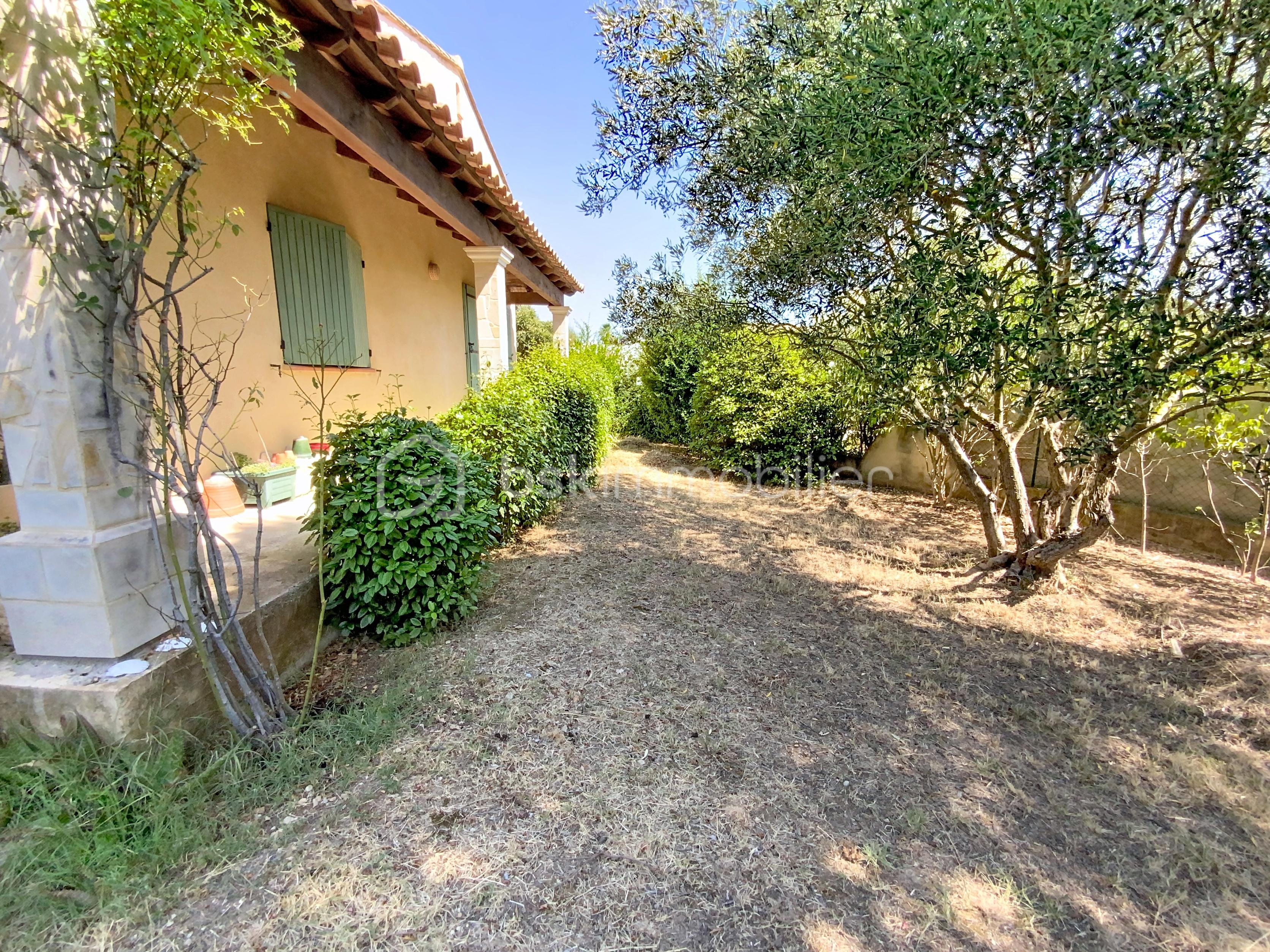 VUE COTE DROIT EXT.jpg