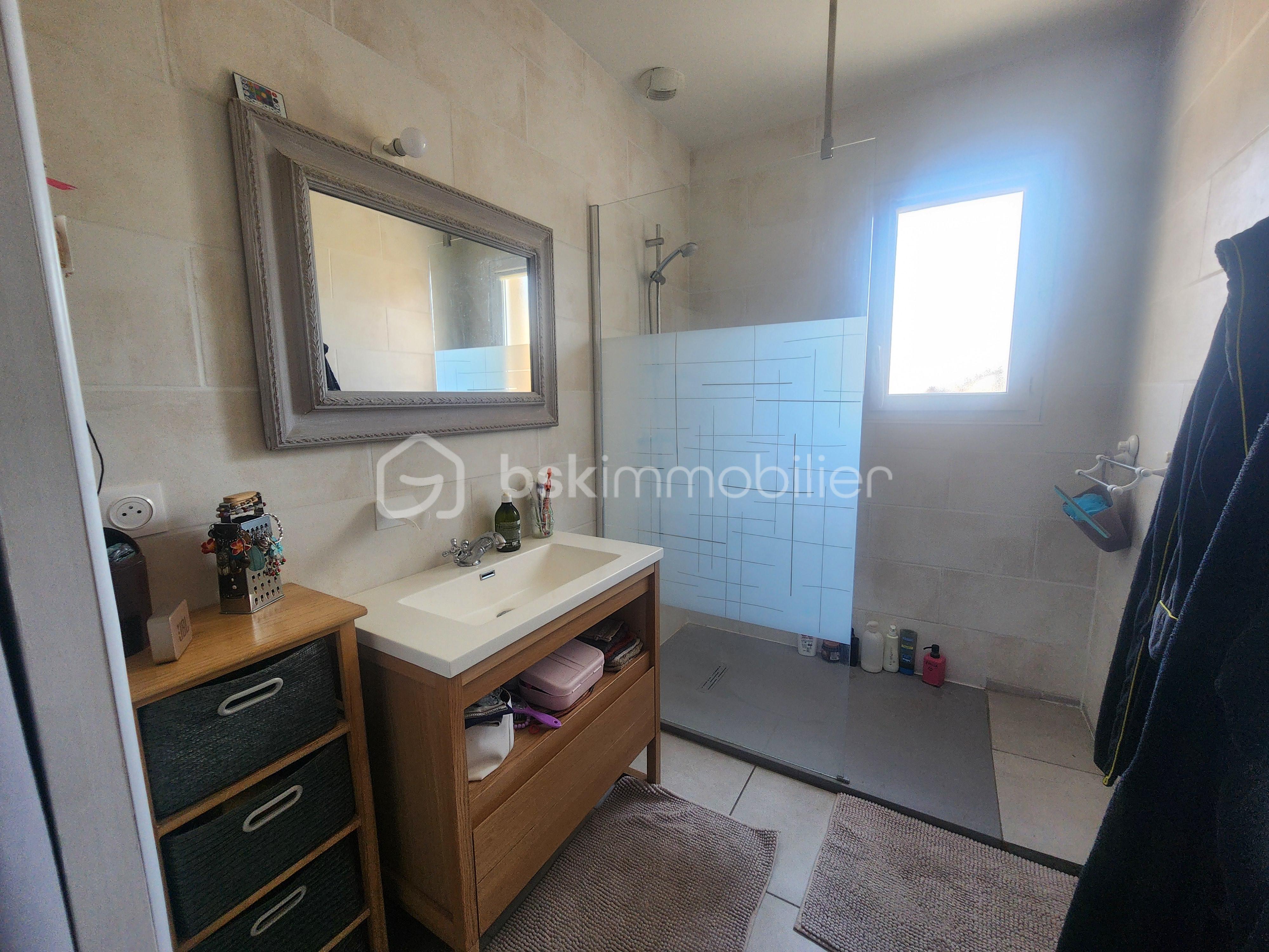 Maison traditionnelle de 90 m² - Salle de bain.jpg