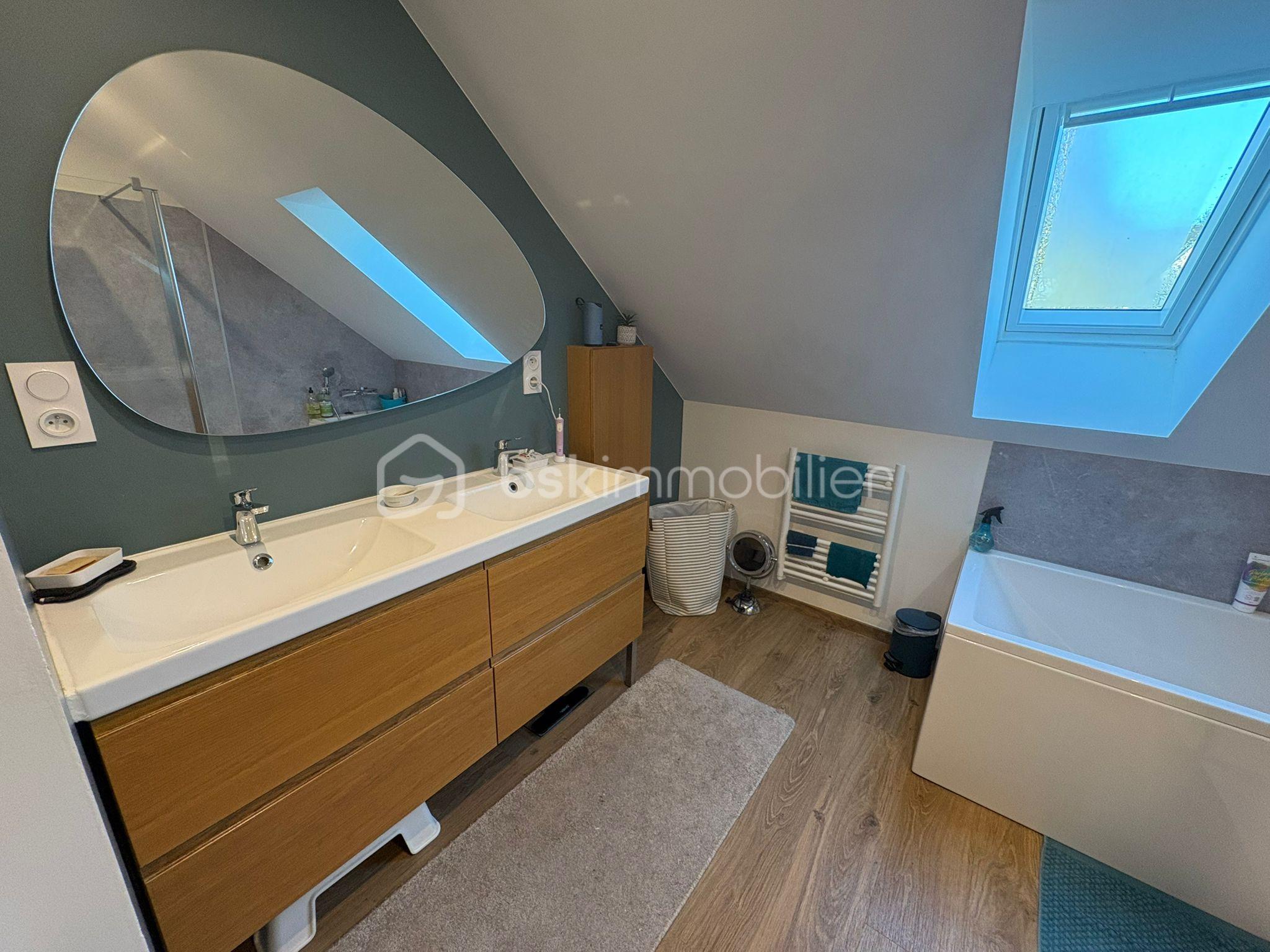 Maison de 110 m² - SALLE DE BAIN.jfif