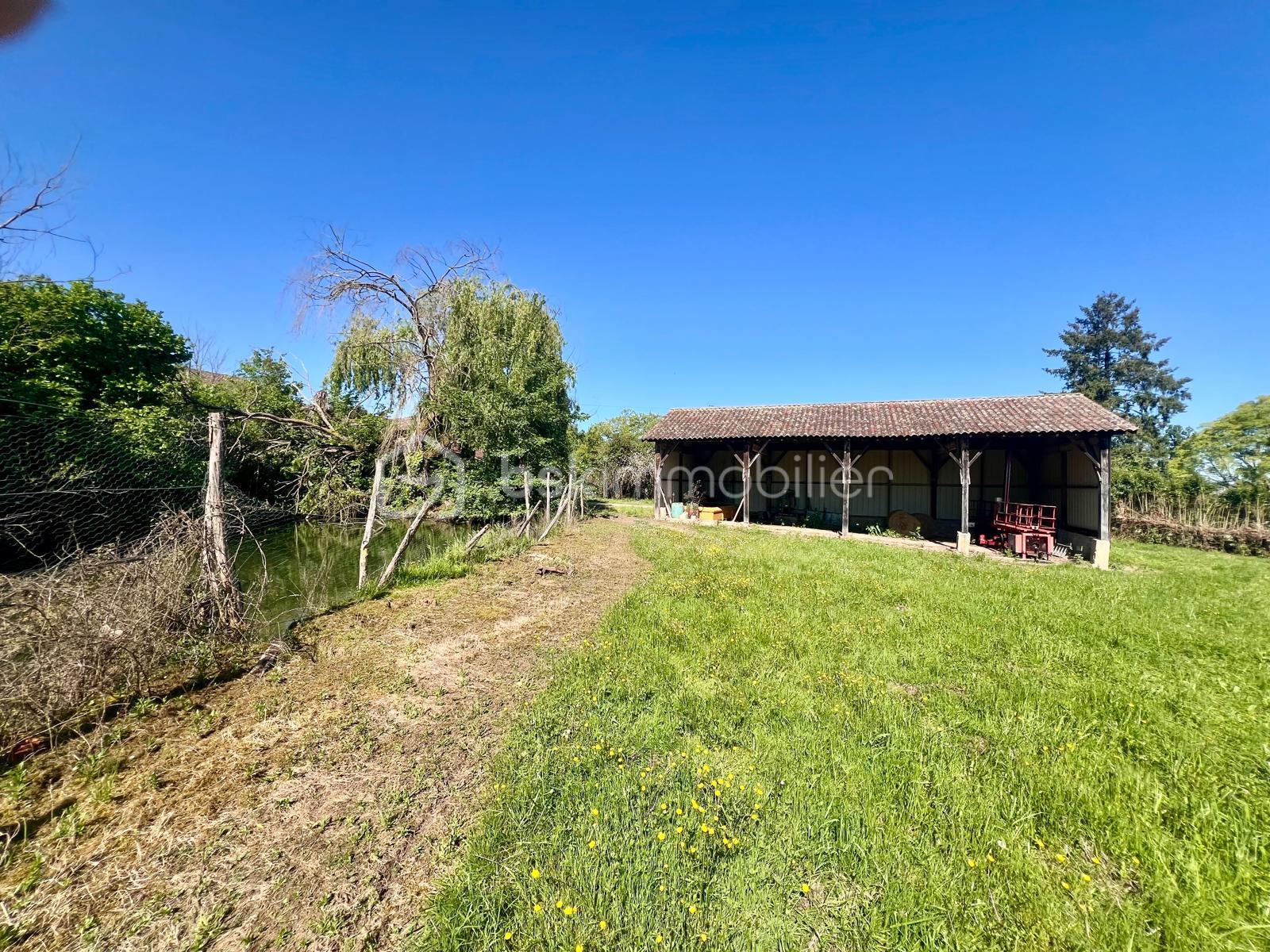 Corps de ferme de 160 m² - IMG-20250522-WA0018.jpg