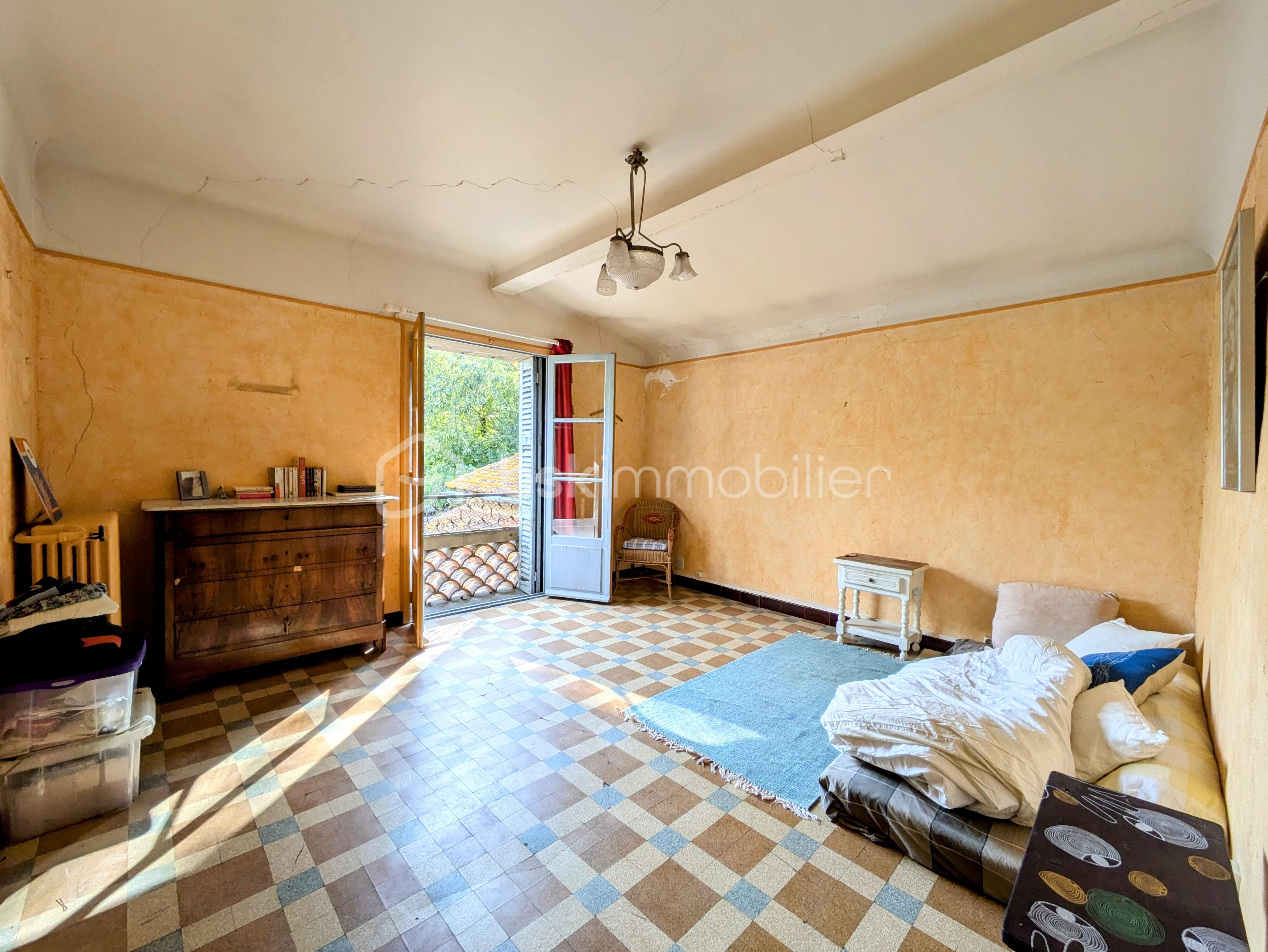 Maison de village de 182 m² - PXL_20240920_143026872.RAW-01.COVER~2.jpg