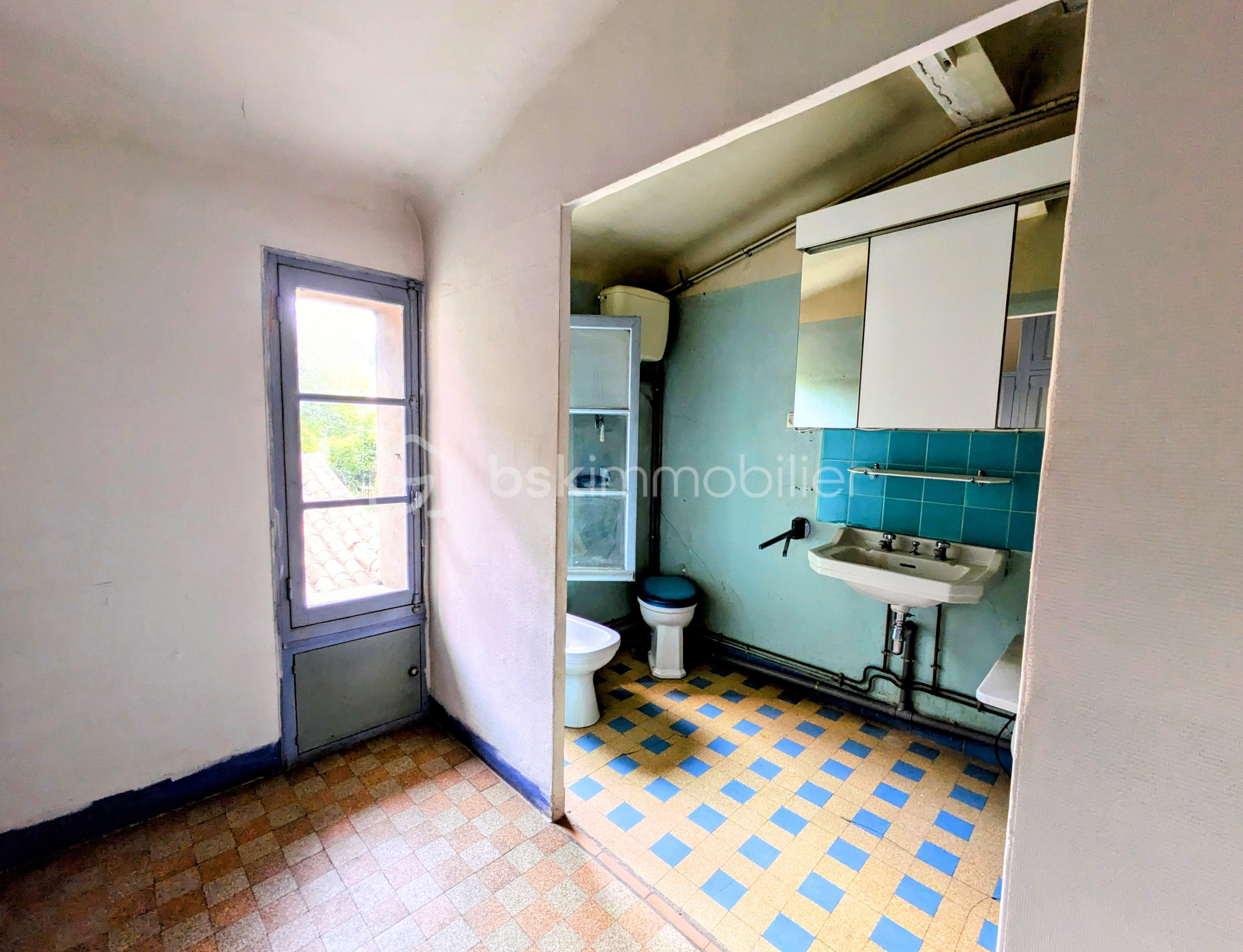 Maison de village de 182 m² - PXL_20240920_142933280.RAW-01.COVER~2.jpg