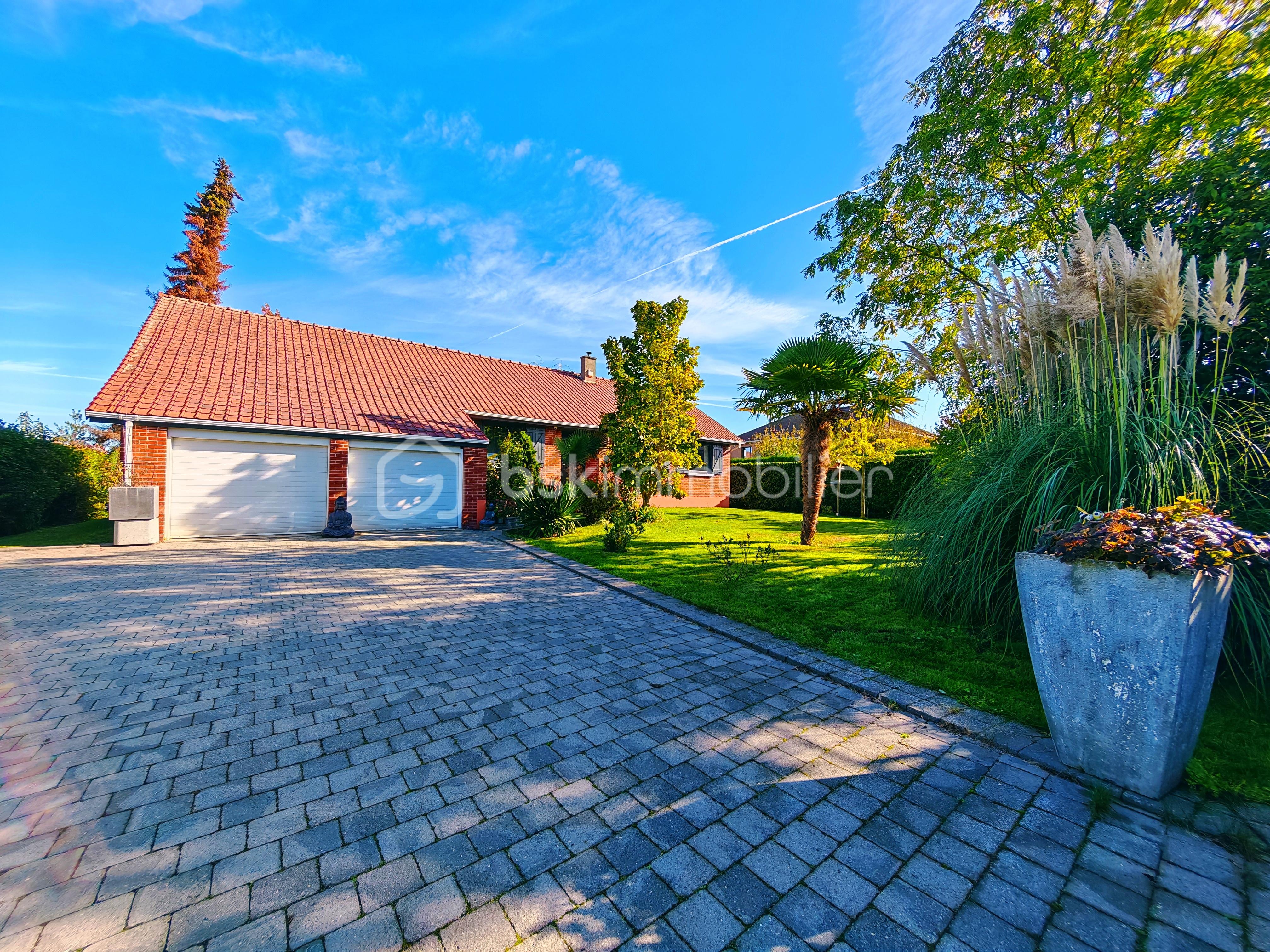 Maison 7 pièces 180 m² · à Houplin-Ancoisne · 180 m² · 525 000 €