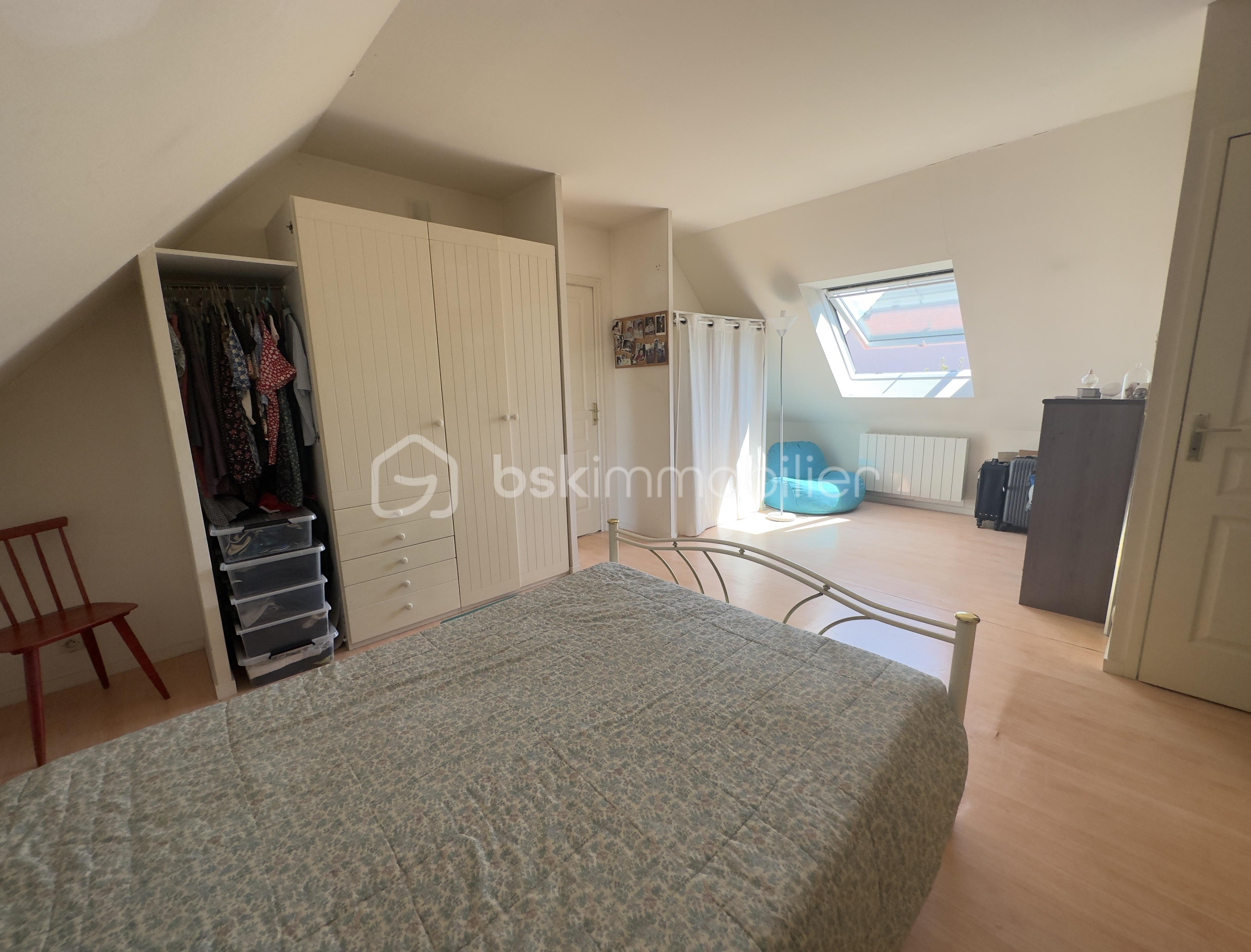 Maison traditionnelle de 154,86 m² - yIzPtCuOZ84DgIe4oO6XyfKsRAfmHN3VOA6oLvCR.jpg