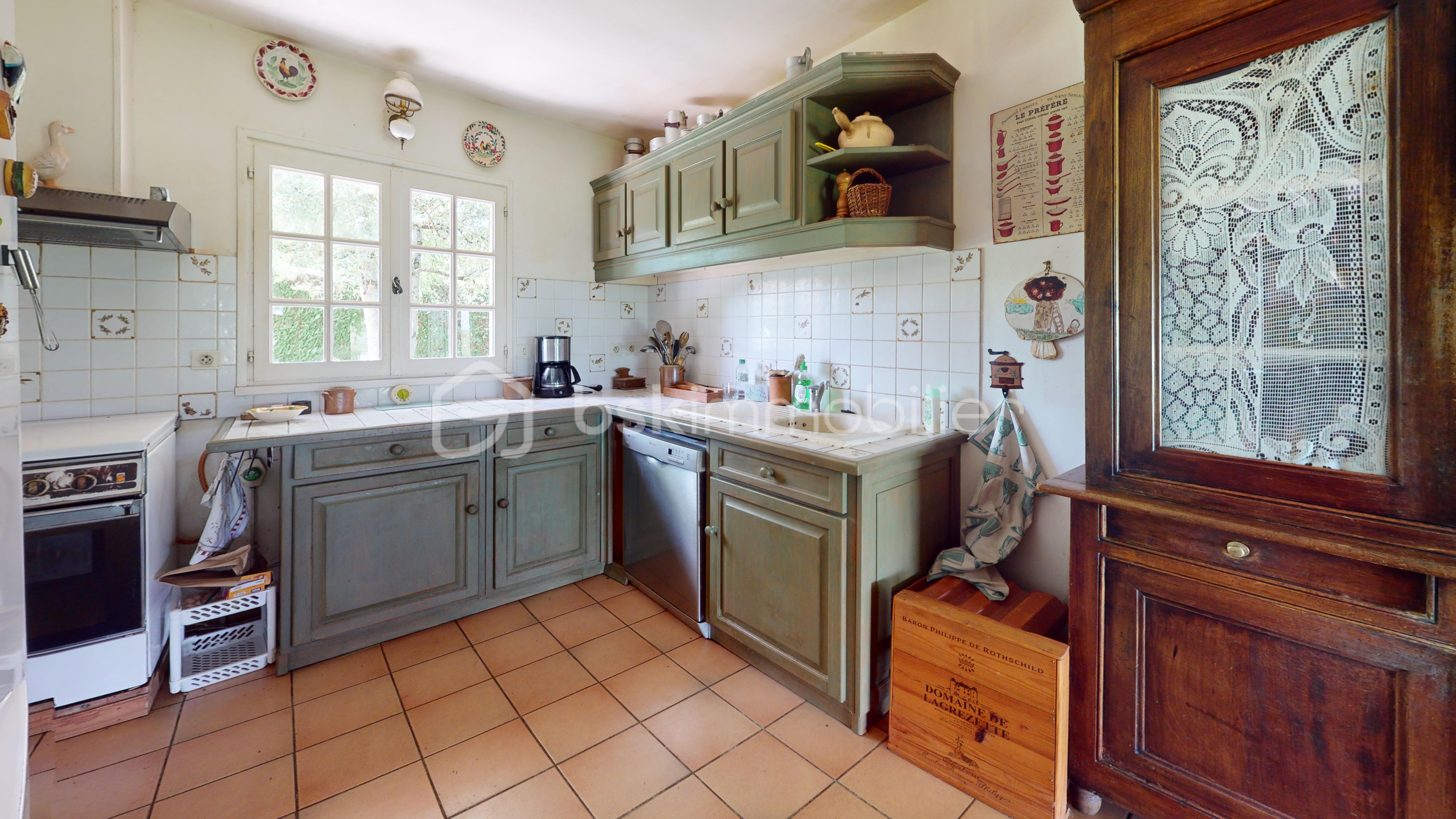 10-Jardin-de-la-Thibeaudiere-Kitchen 1.jpg