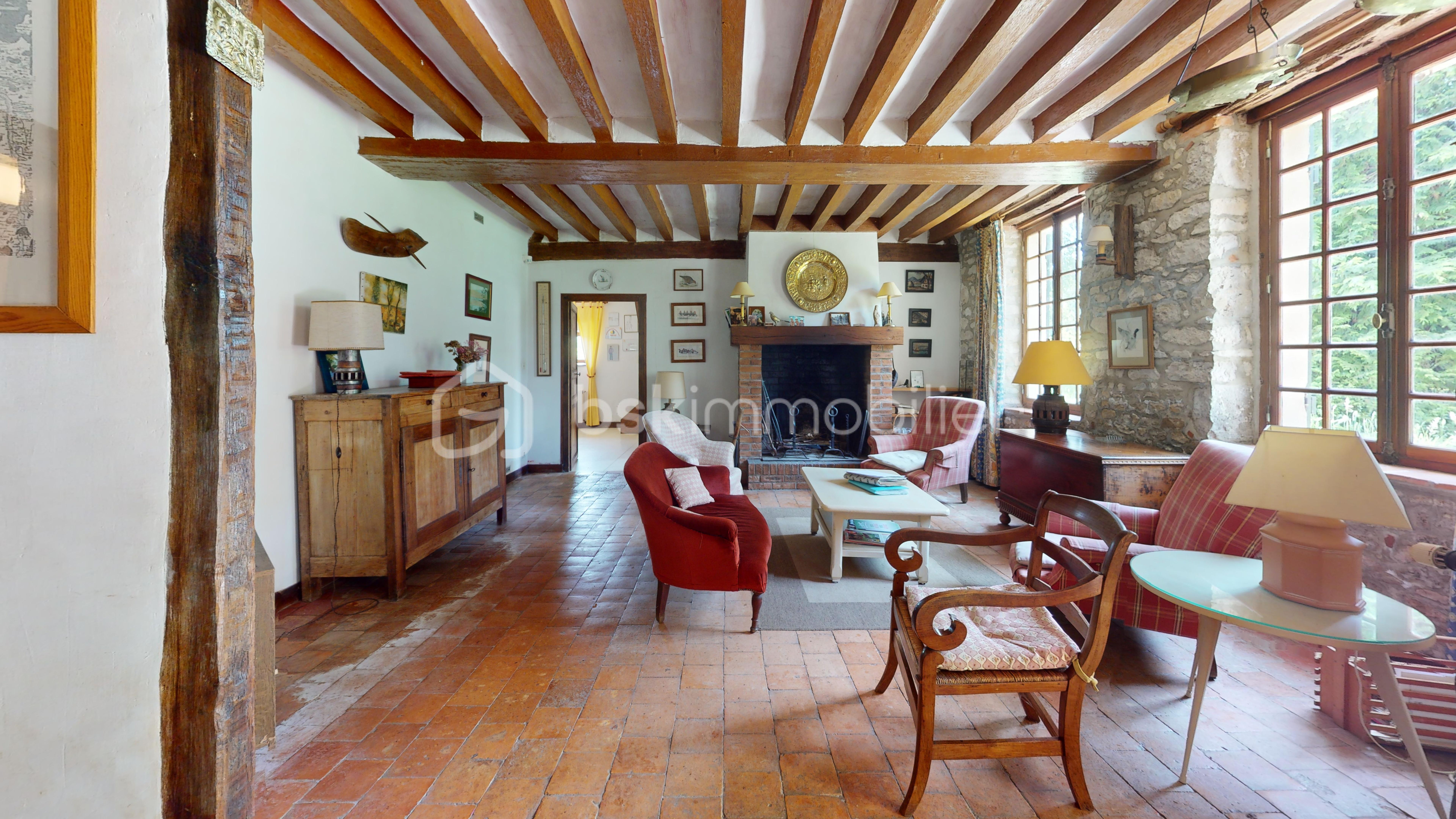 10-Jardin-de-la-Thibeaudiere-Living-Room 2.jpg