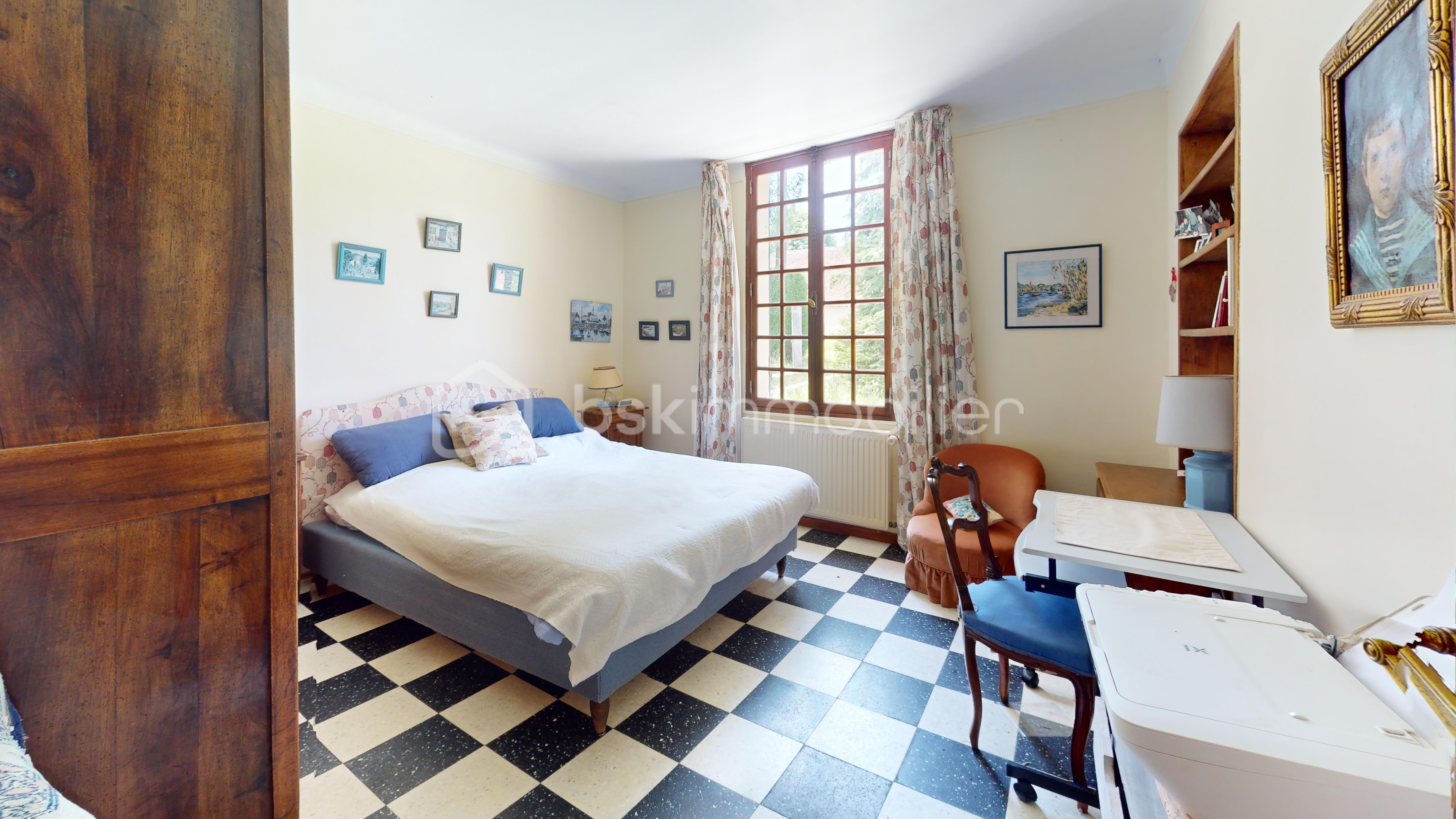 10-Jardin-de-la-Thibeaudiere-Bedroom 3.jpg