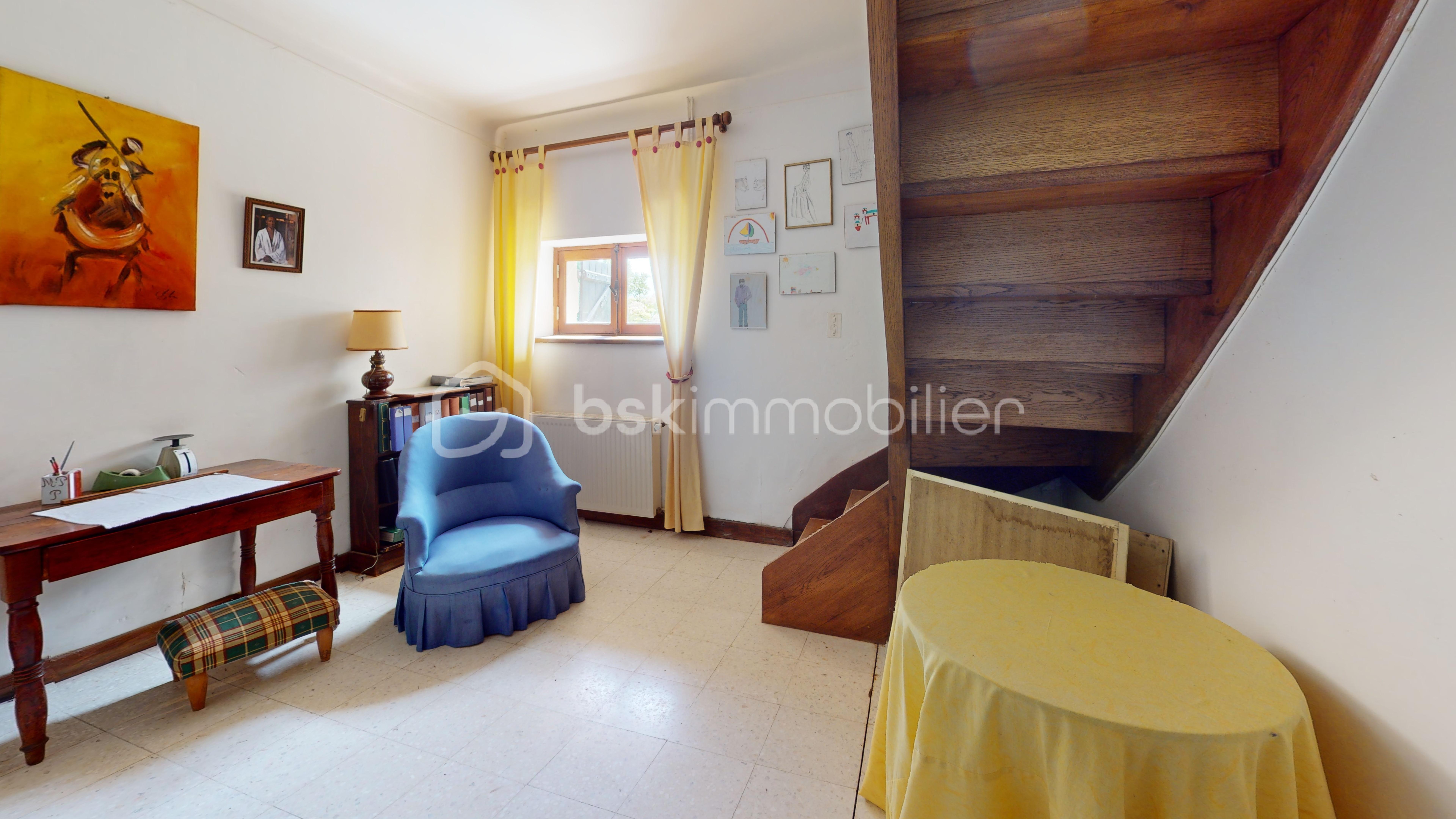 10-Jardin-de-la-Thibeaudiere-Living-Room.jpg