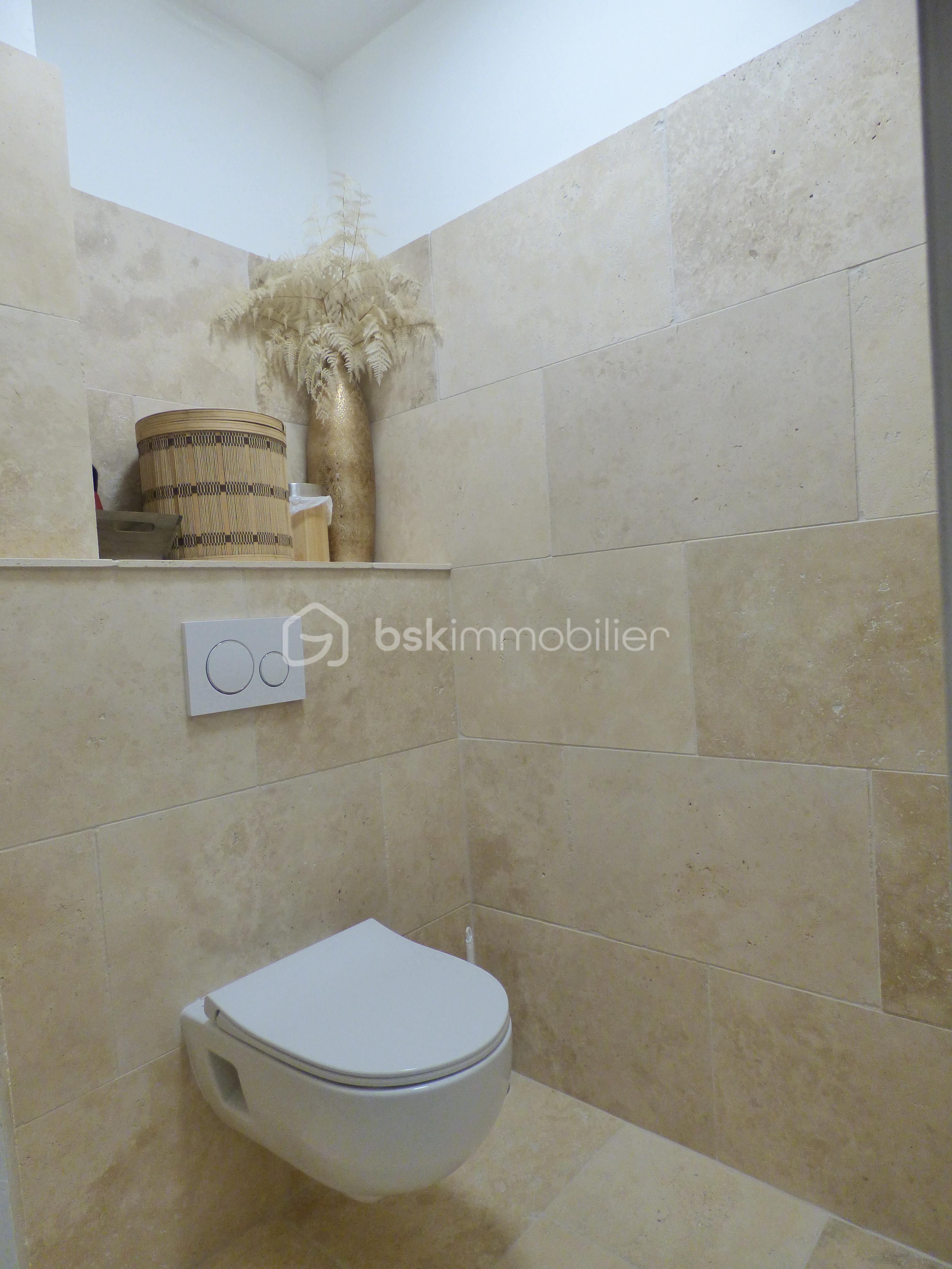 Maison de ville de 83 m² - WC.JPG