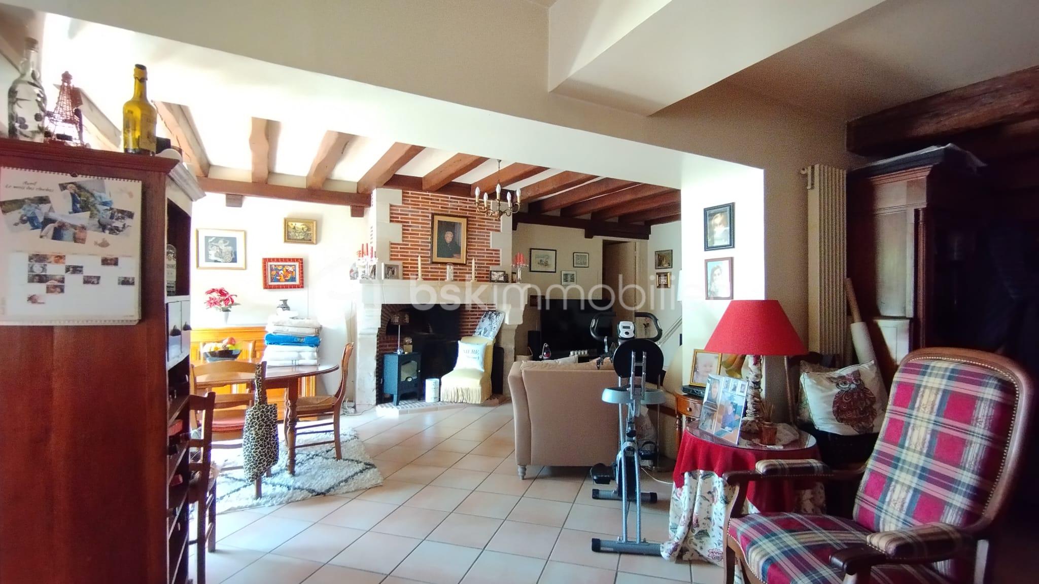 Maison de 143 m² - 28kE7eTzeQSubDT4r9IkGMS1A7iFOSWrbFbEDiyZ.jpg