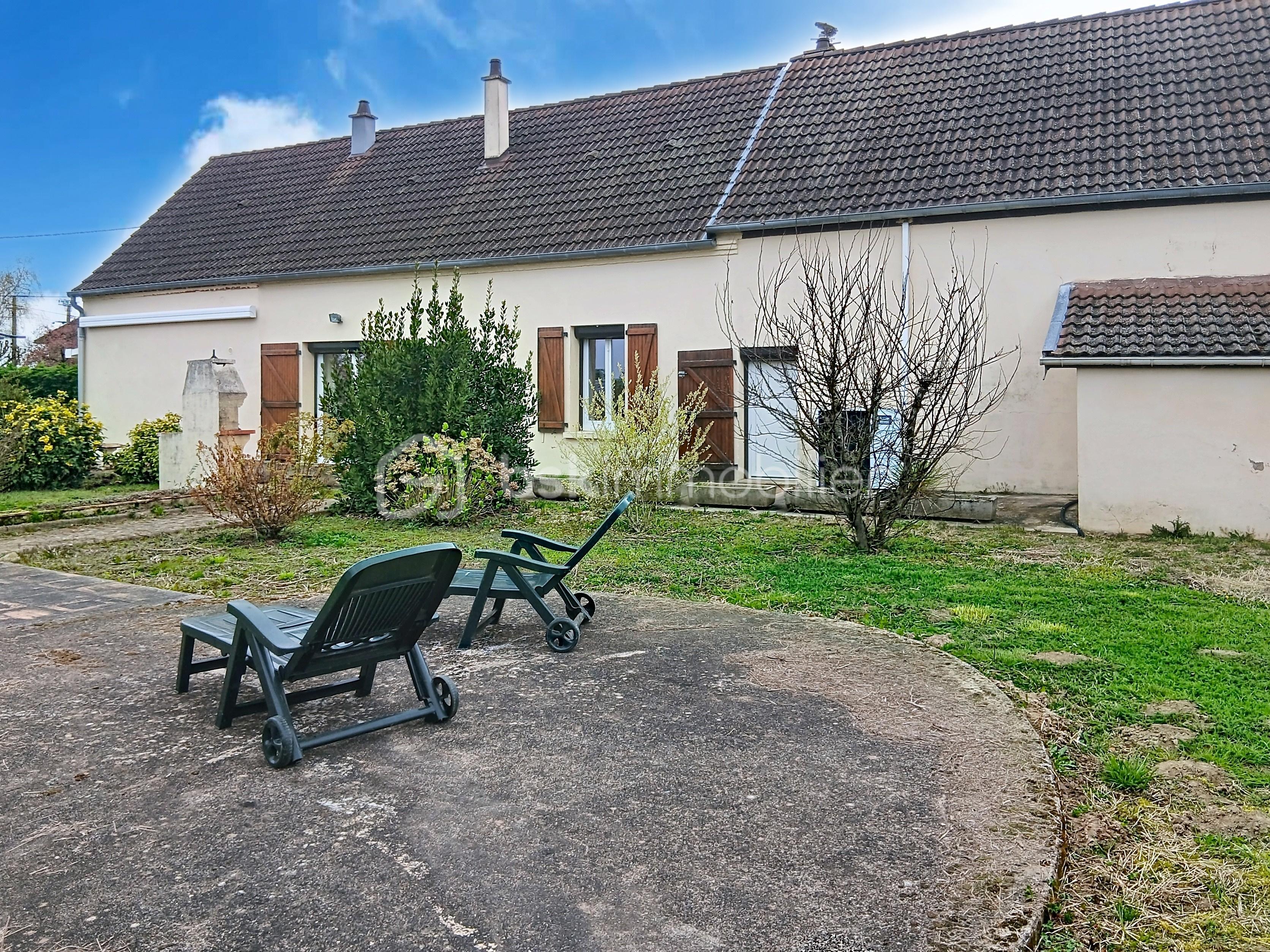 Maison 4 pièces 119 m² · à Seurre · 119 m² · 174 000 €