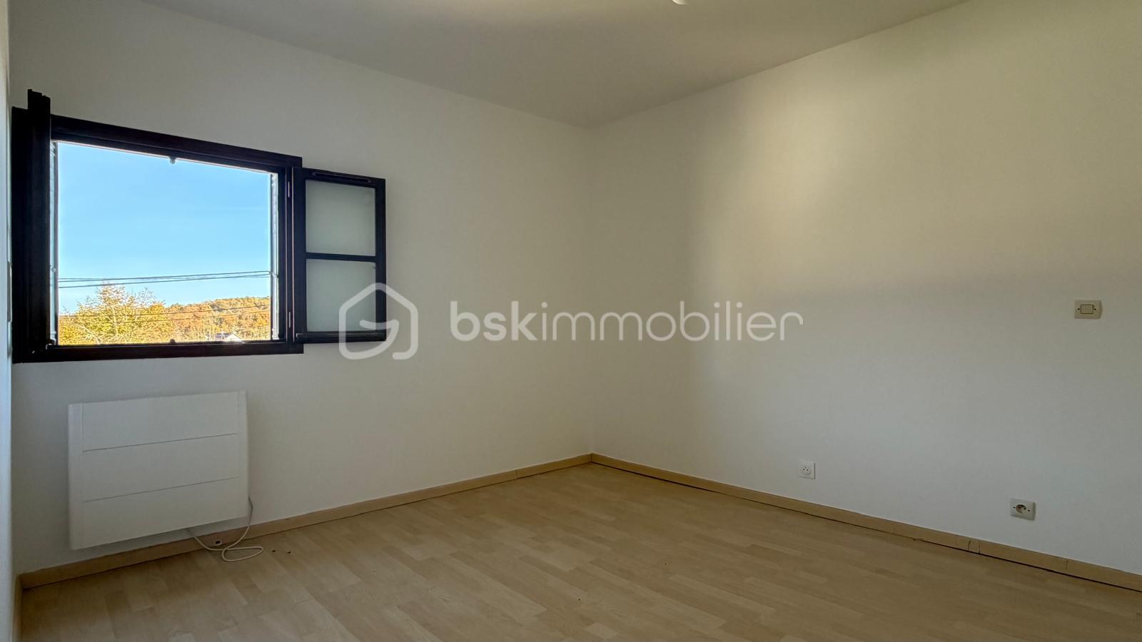 Maison de 112 m² - WhatsApp Image 2025-11-03 à 11.09.42_1de61591.jpg