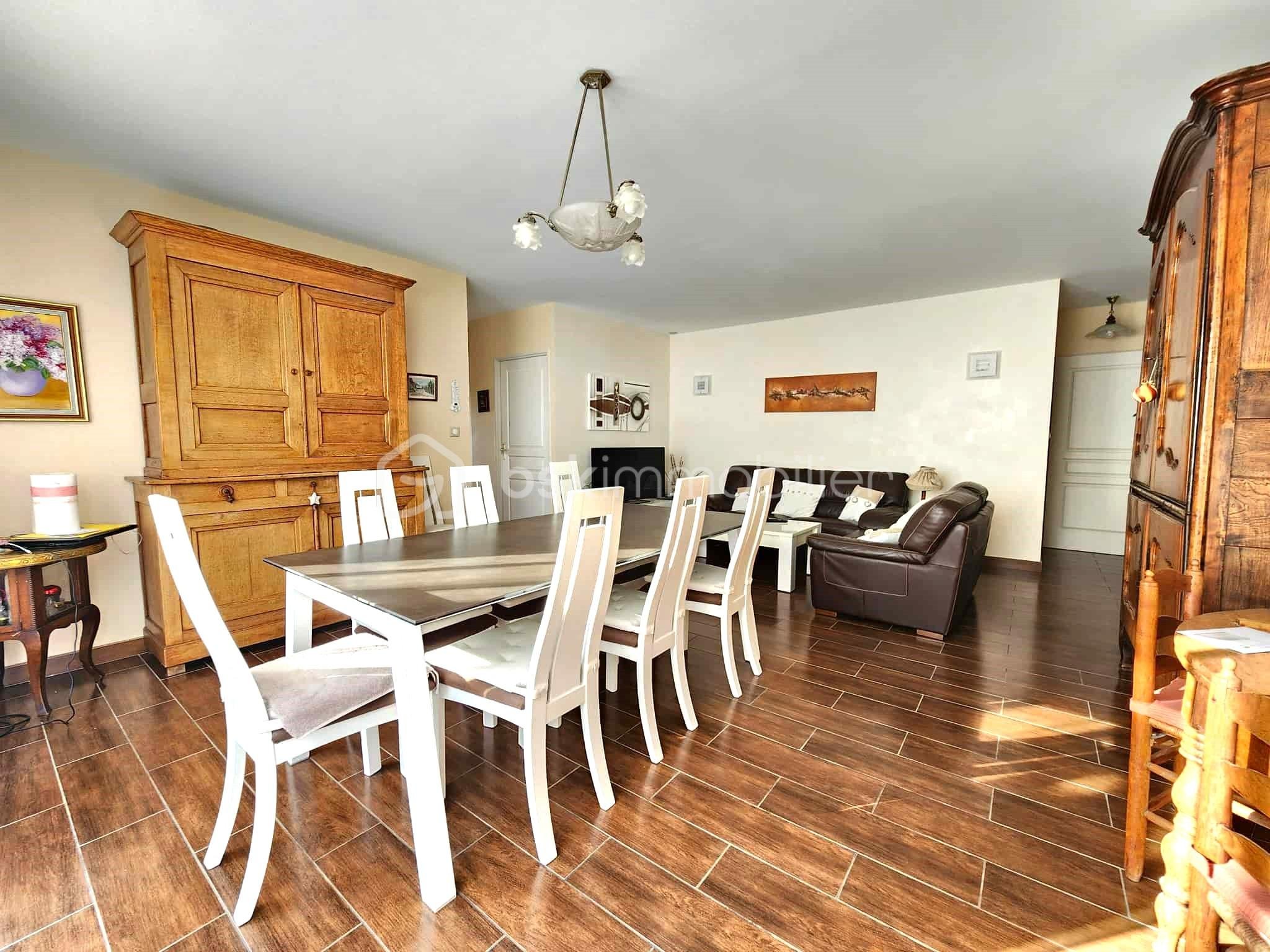 Villa de 89 m² - 27c64a49-ef93-4cb5-a310-0d2f93c0238f.jpg