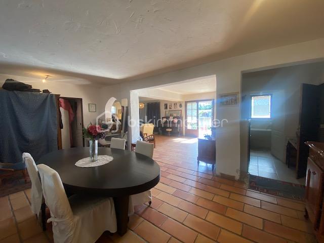 Appartement de 148,03 m² - SALLE A MANGER - ENTREE ET SDB.jpg