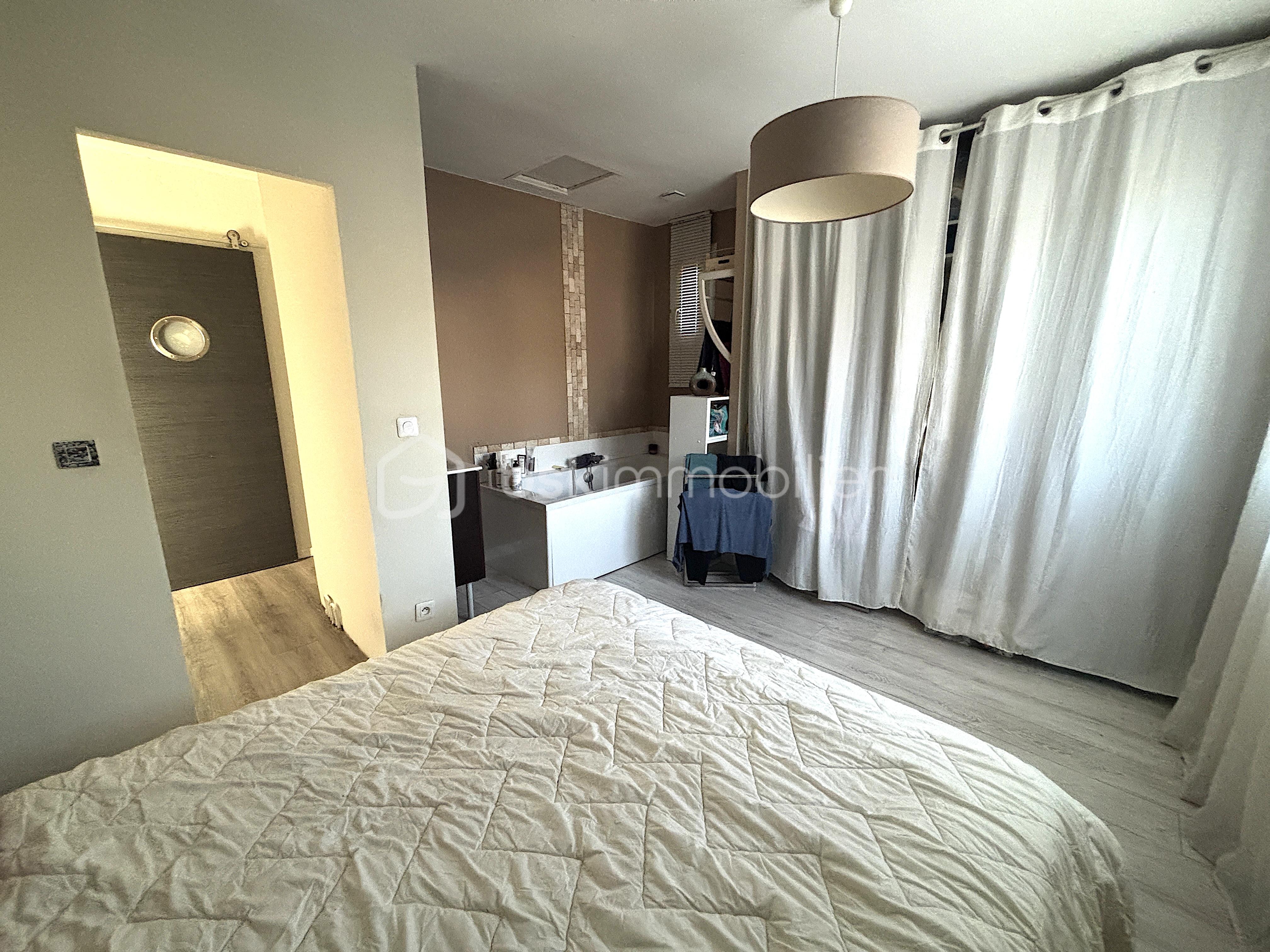 Maison de 140 m² -  5 chambre parentale.JPG