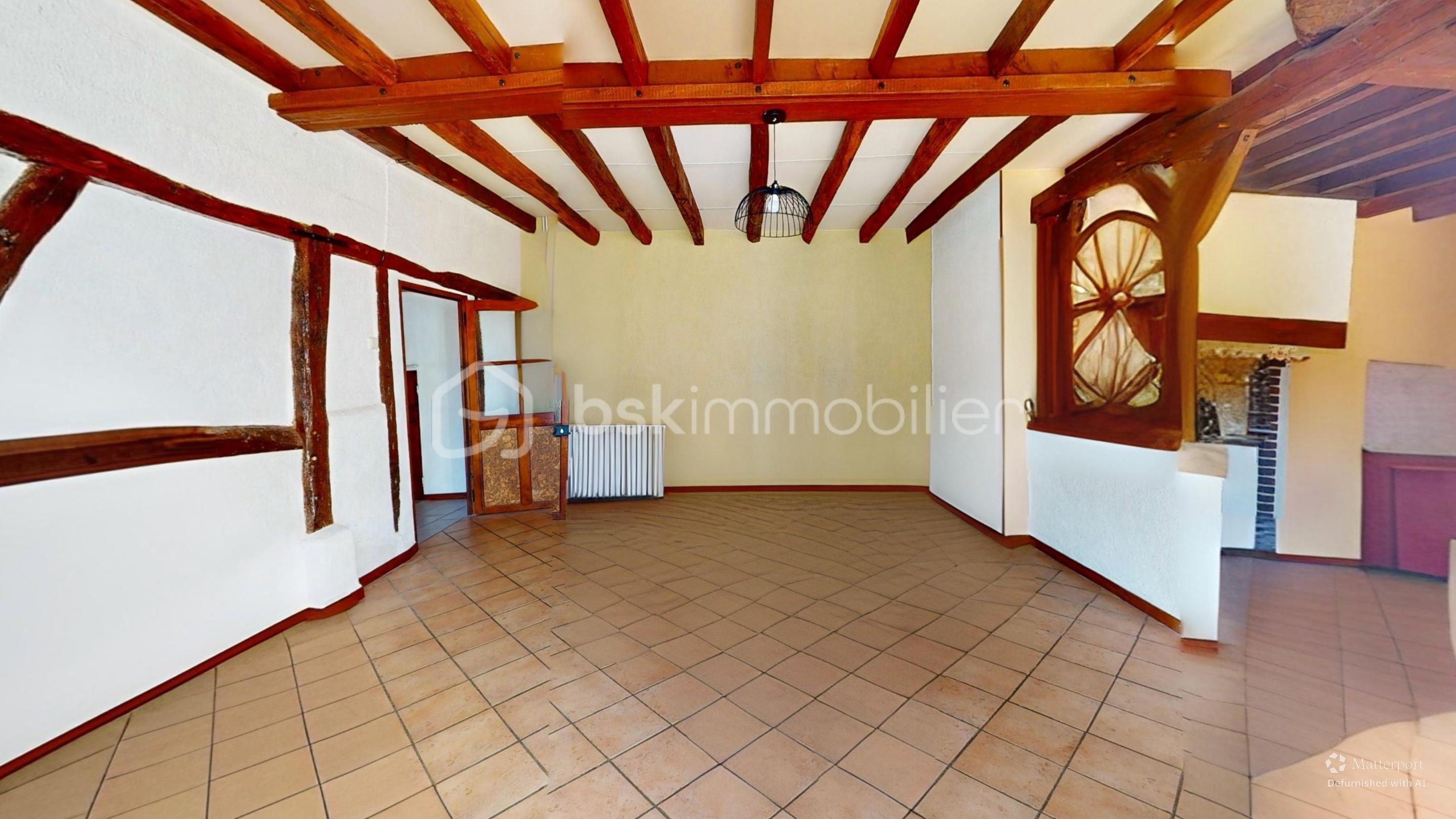 Maison de 100 m² - Longere-Dining-Room-Defurnished.jpg