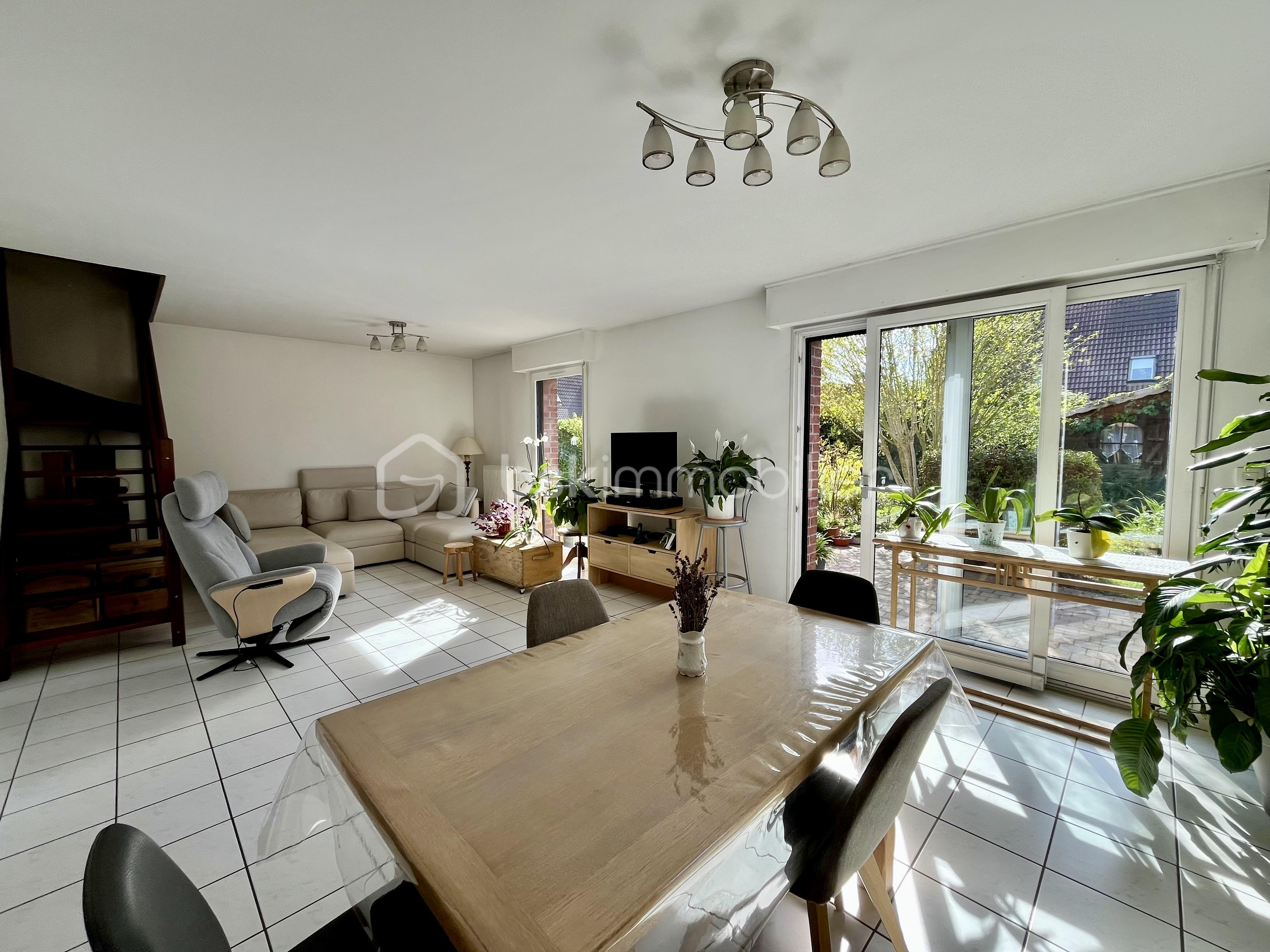 Maison 5 pièces 120 m² · à Capinghem · 120 m² · 394 000 €