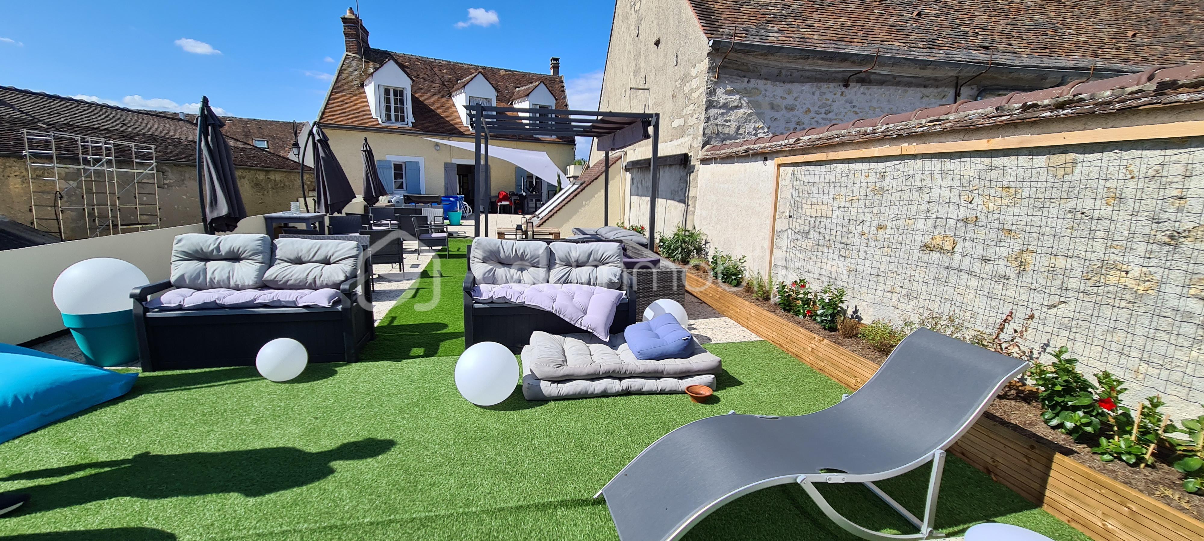 Immeuble mixte de 335,79 m² - 20210802_163555.jpg