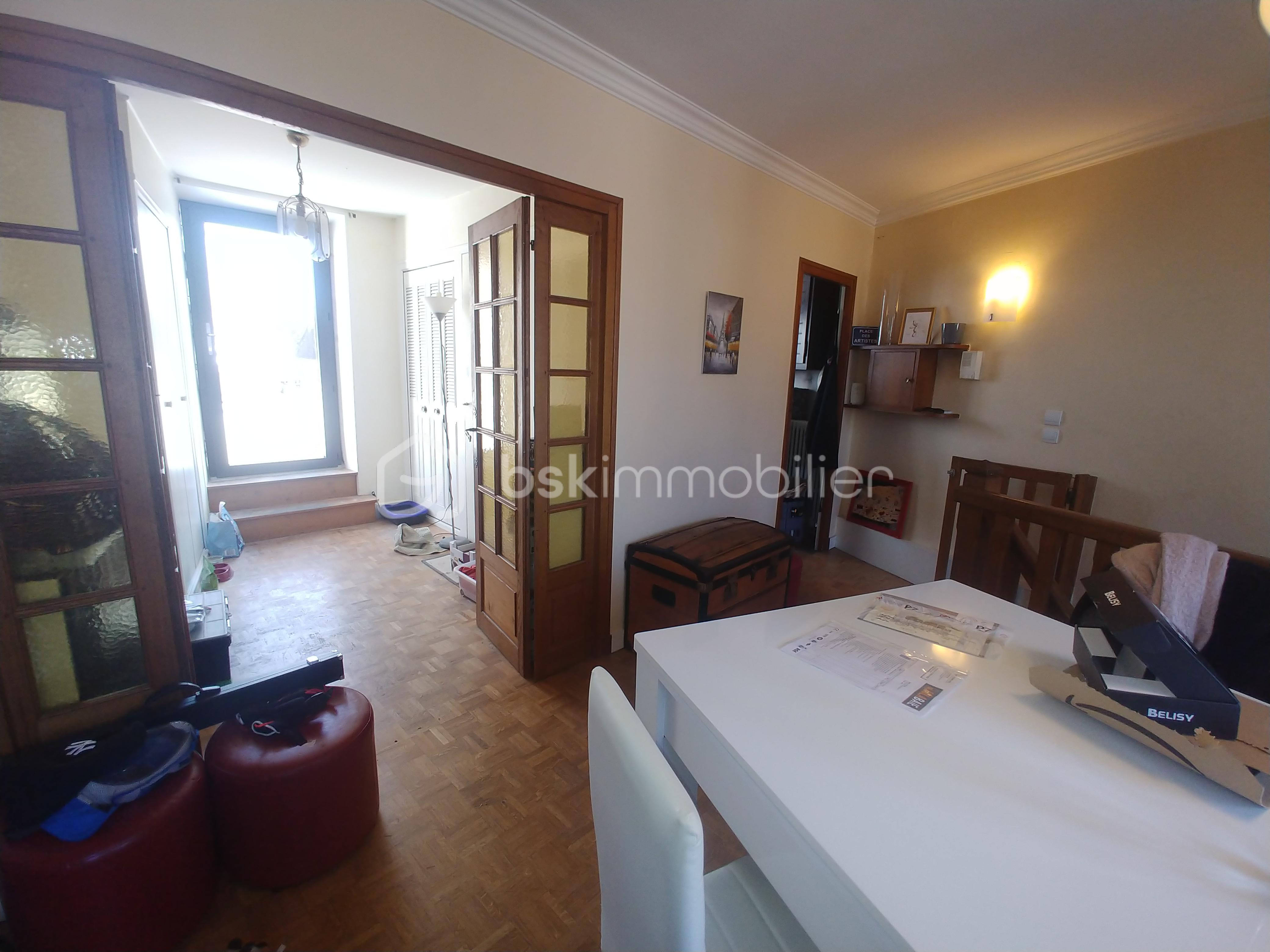 Immeuble mixte de 335,79 m² - 20190213_150705.jpg