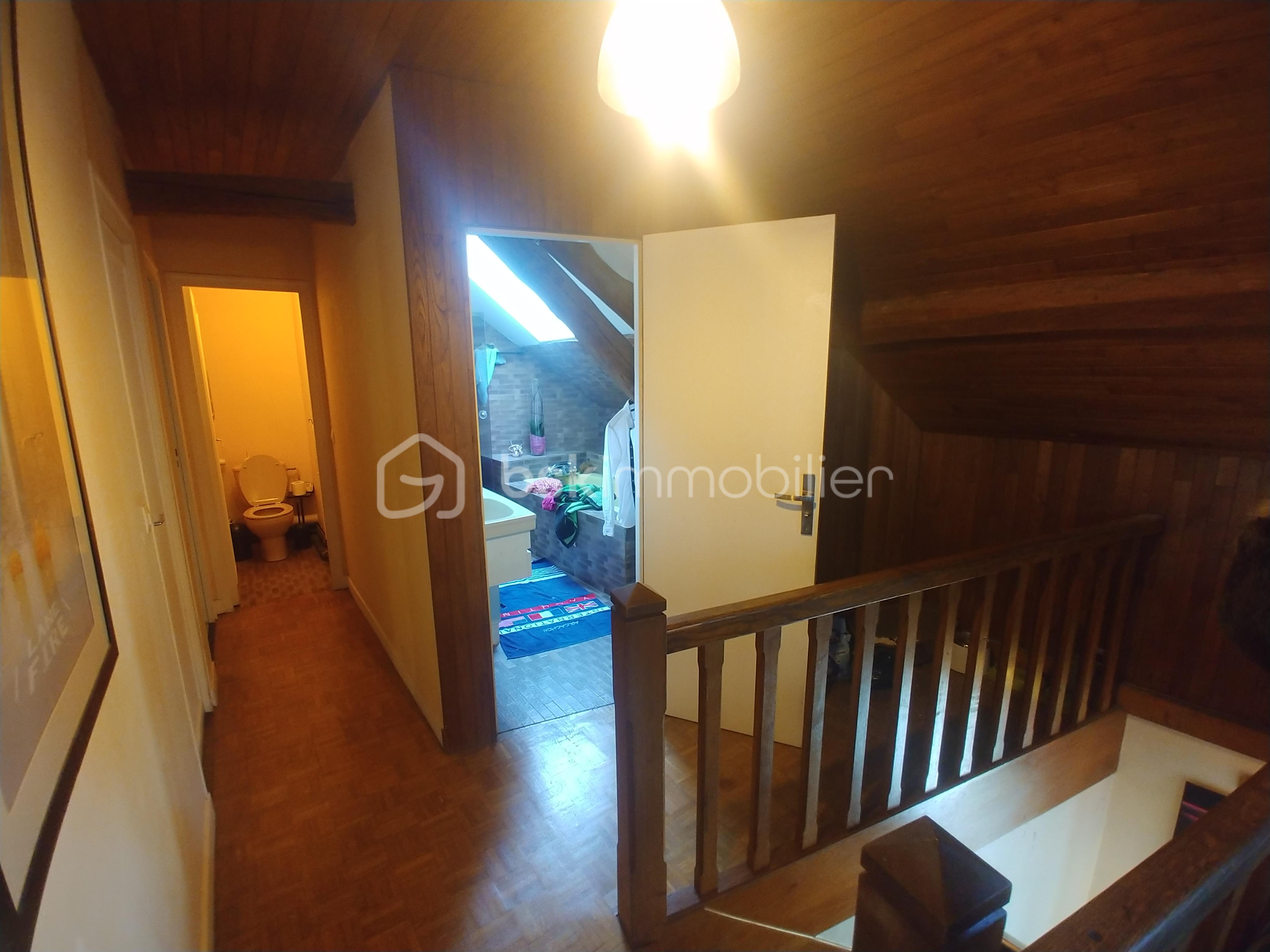Immeuble mixte de 335,79 m² - 20190213_144016.jpg