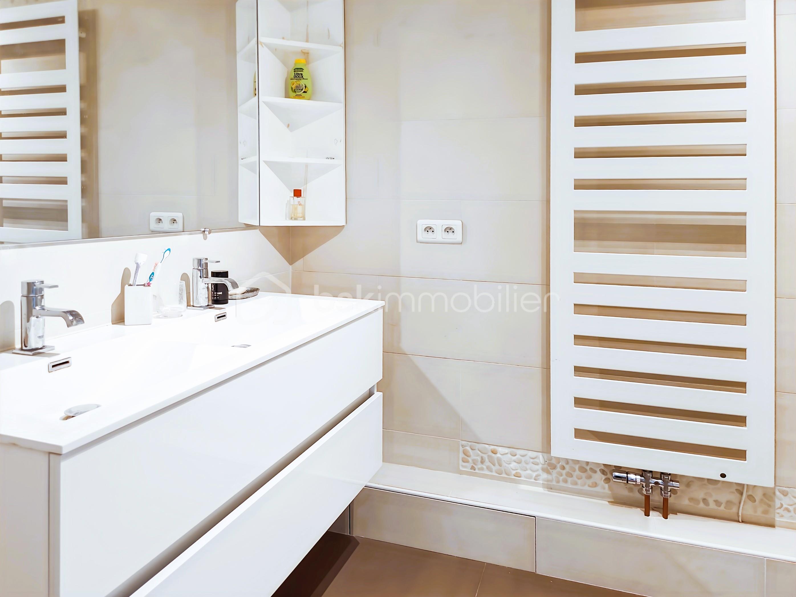 Salle de bains 1_2.jpg