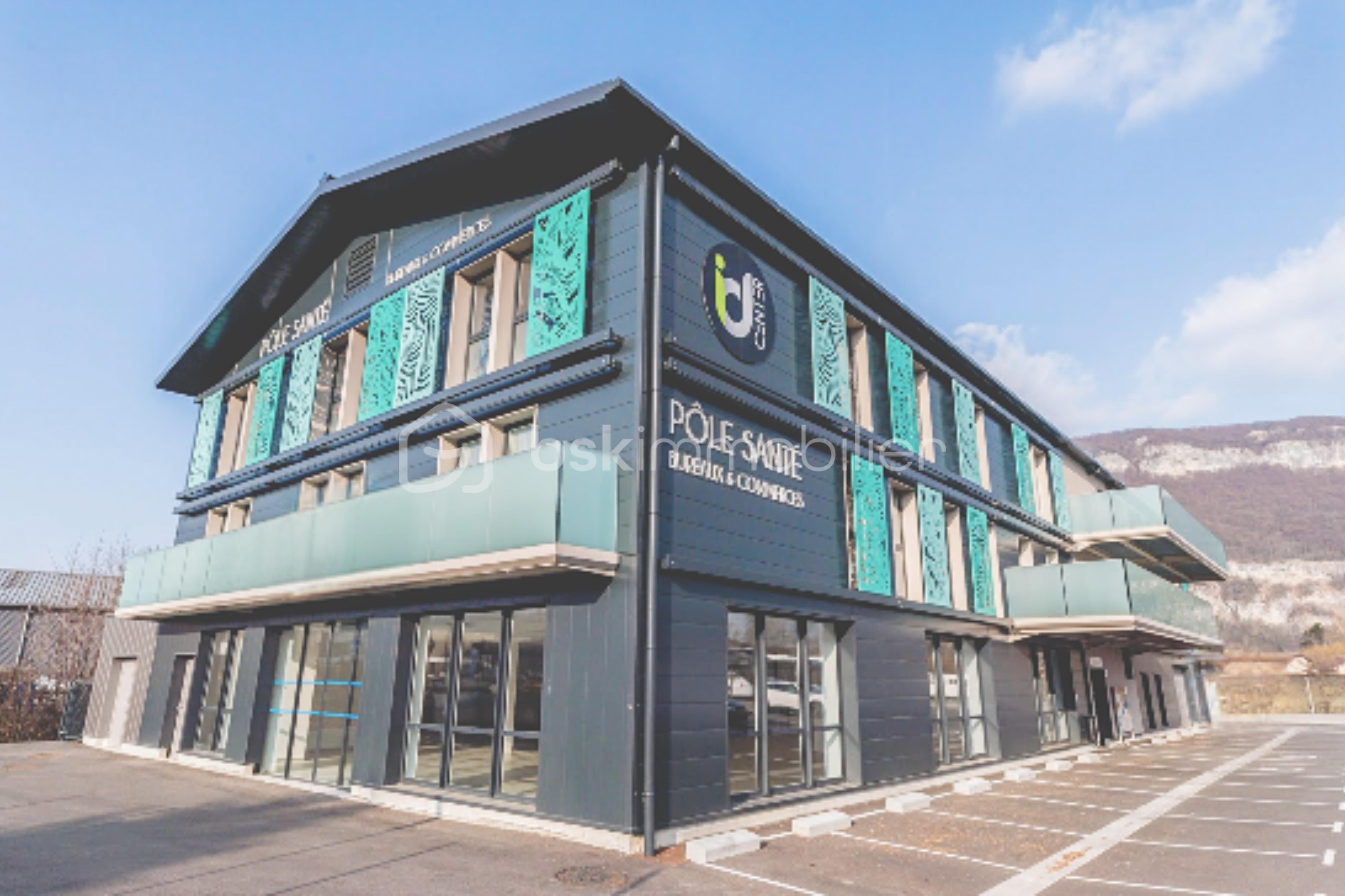 Local d activites de 19,25 m² - 2_3 4.png