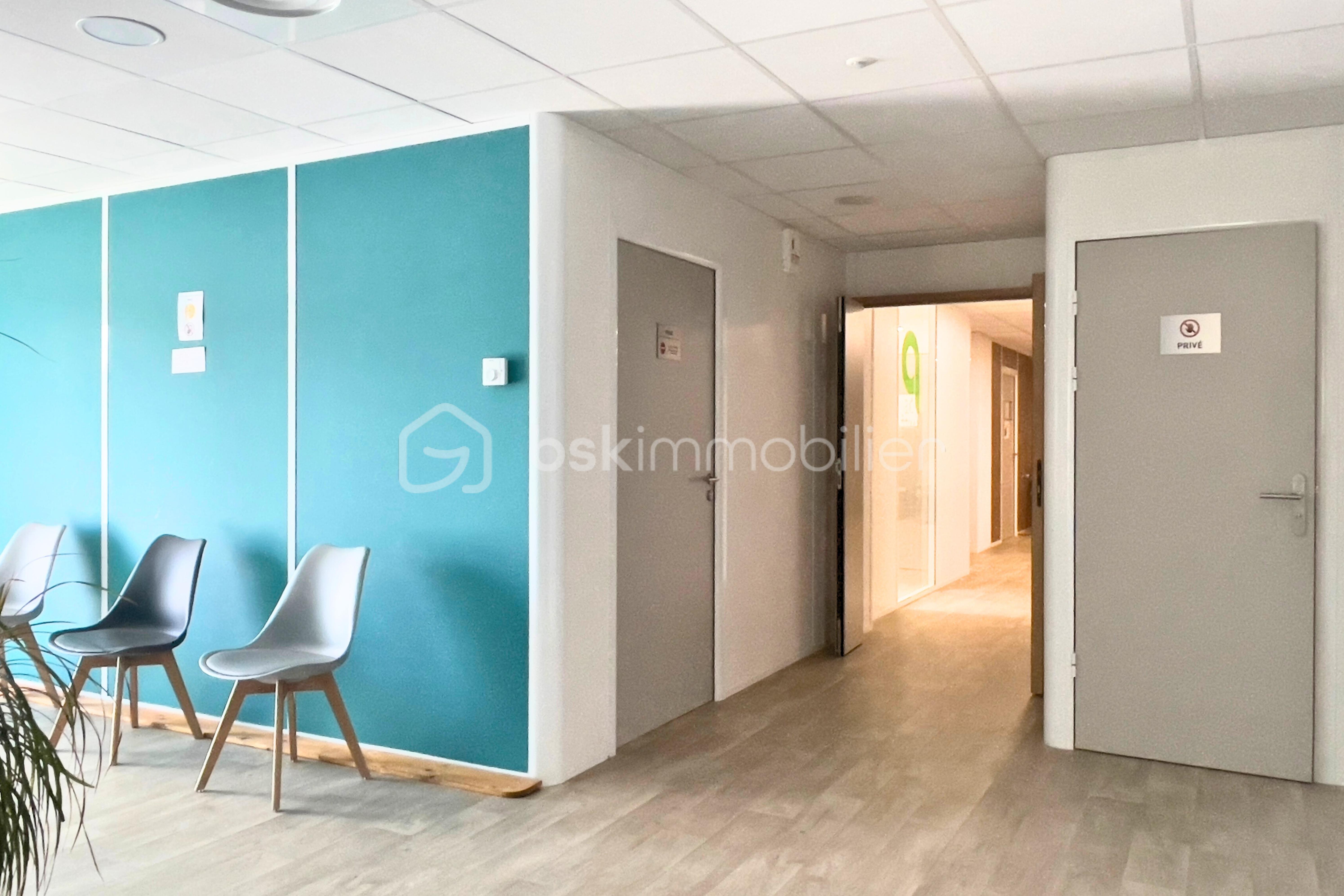 Local d activites de 19,25 m² - 2_3 10.png