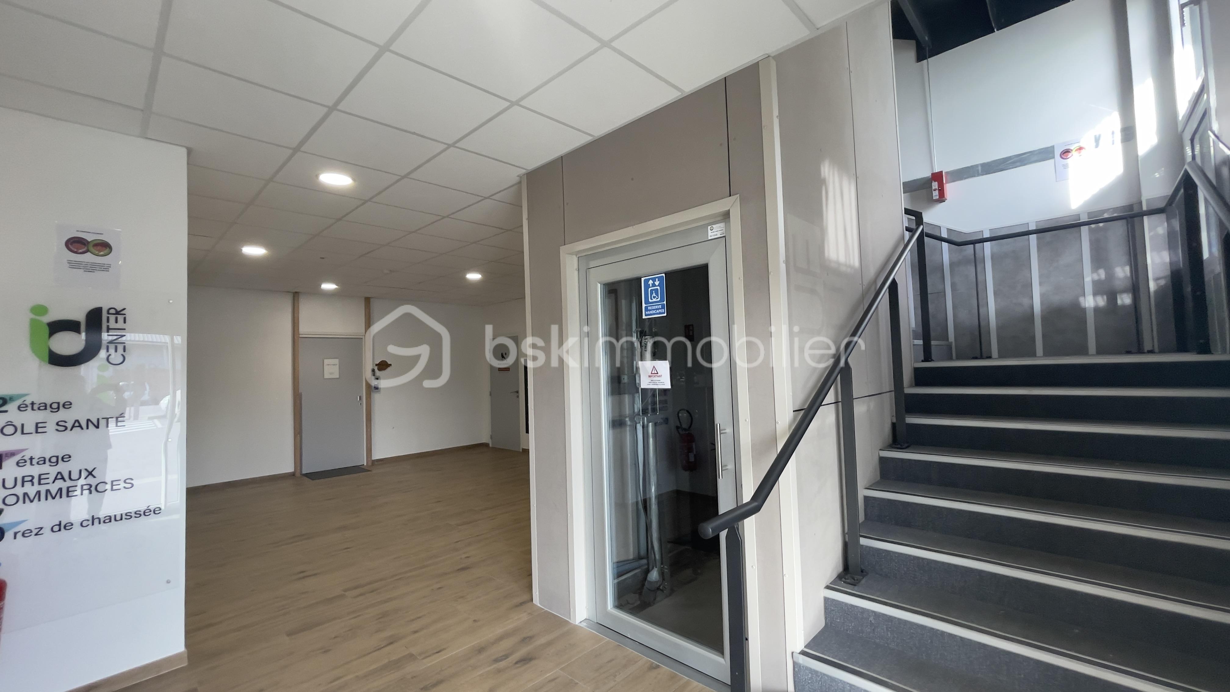 Local d activites de 19,25 m² - IDC5.JPEG