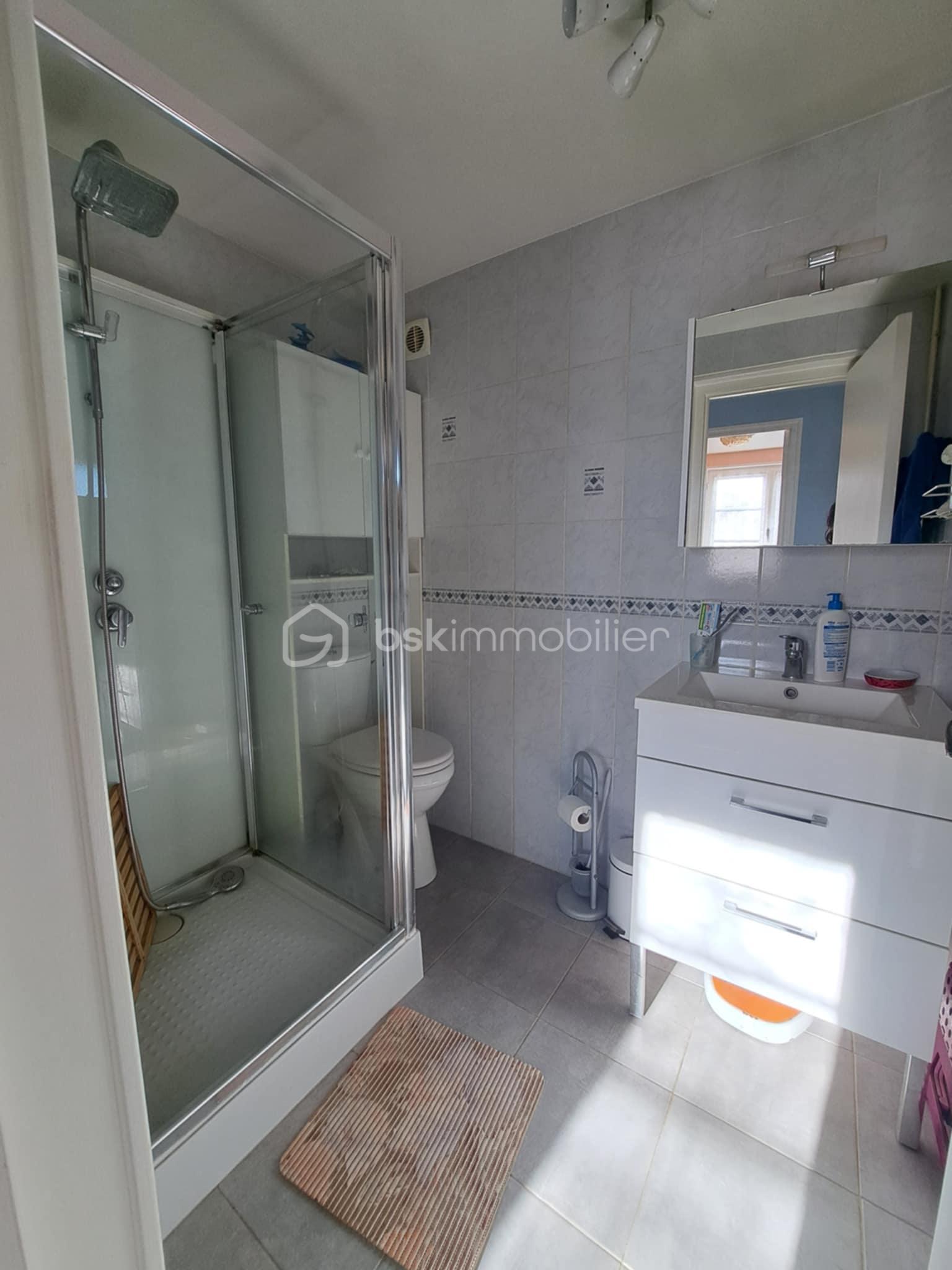 Maison de village de 105 m² - 4866cc10-37b8-490e-9081-c0c1f5d9bc49.jfif