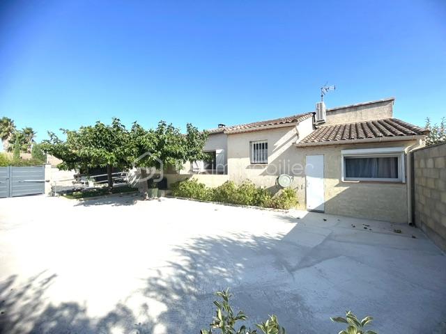Maison 6 pièces 120 m² · à Aimargues · 120 m² · 330 000 €