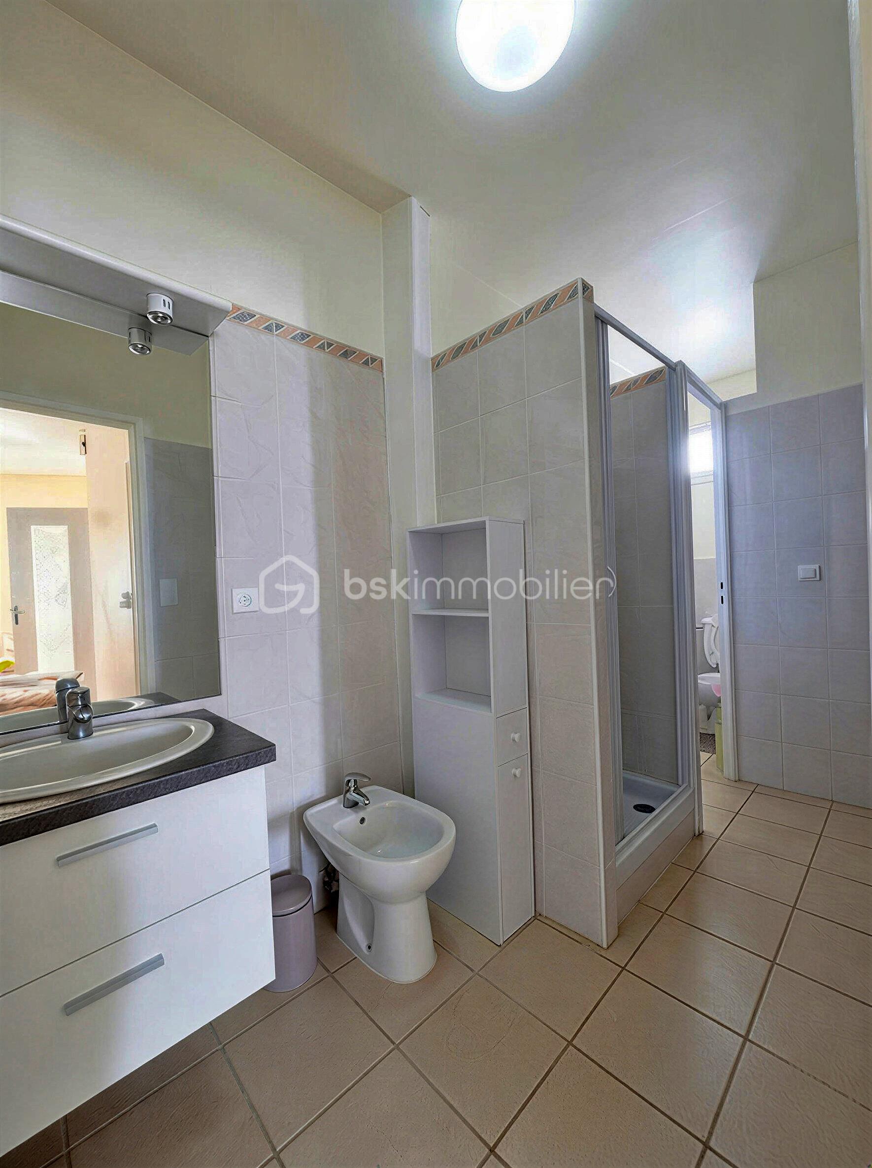 home_staging_output_2220.jpg