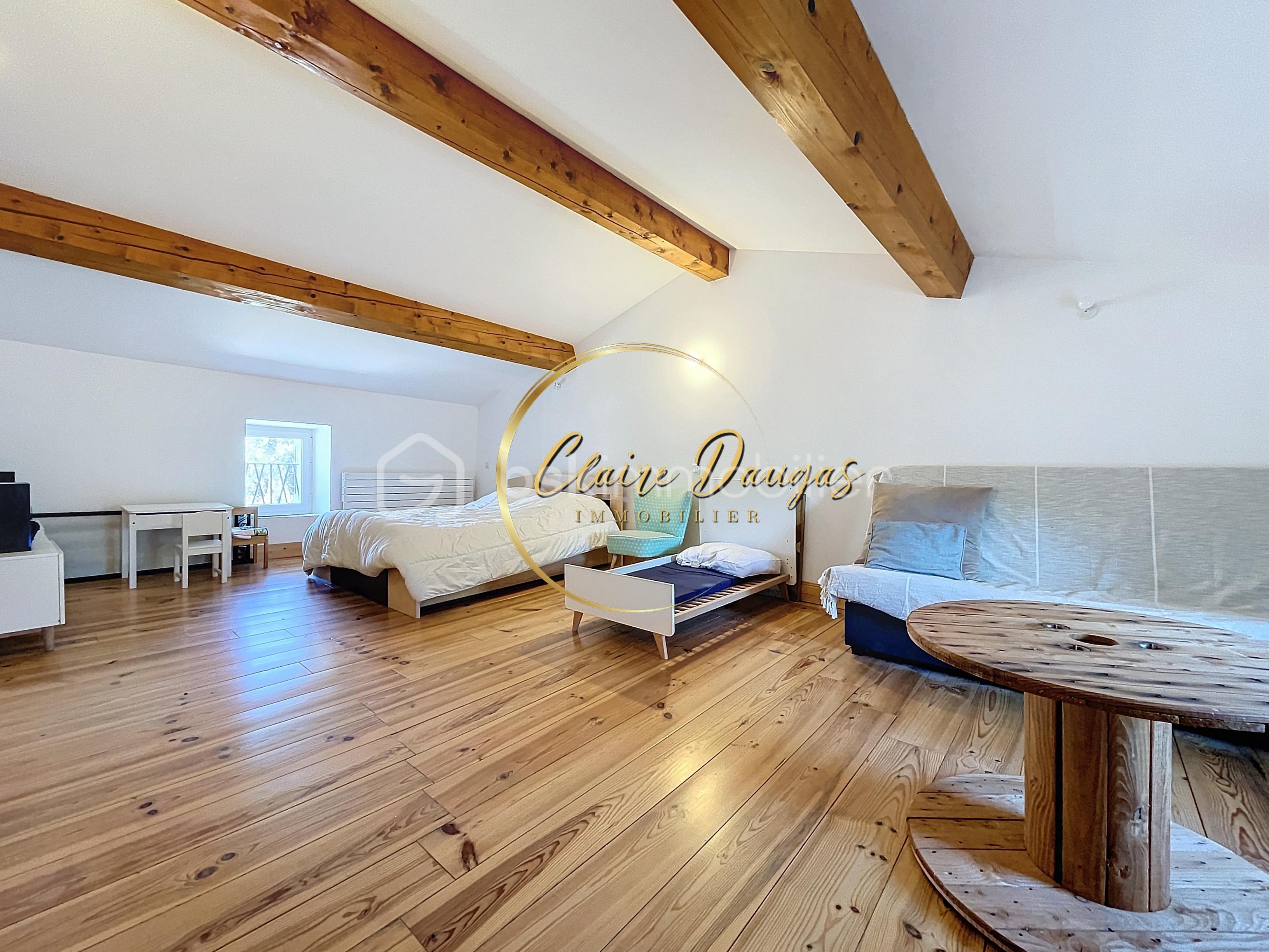 Maison en pierre de 250 m² - 99750-IMG-d1571_1711659268_f456f9b.jpeg