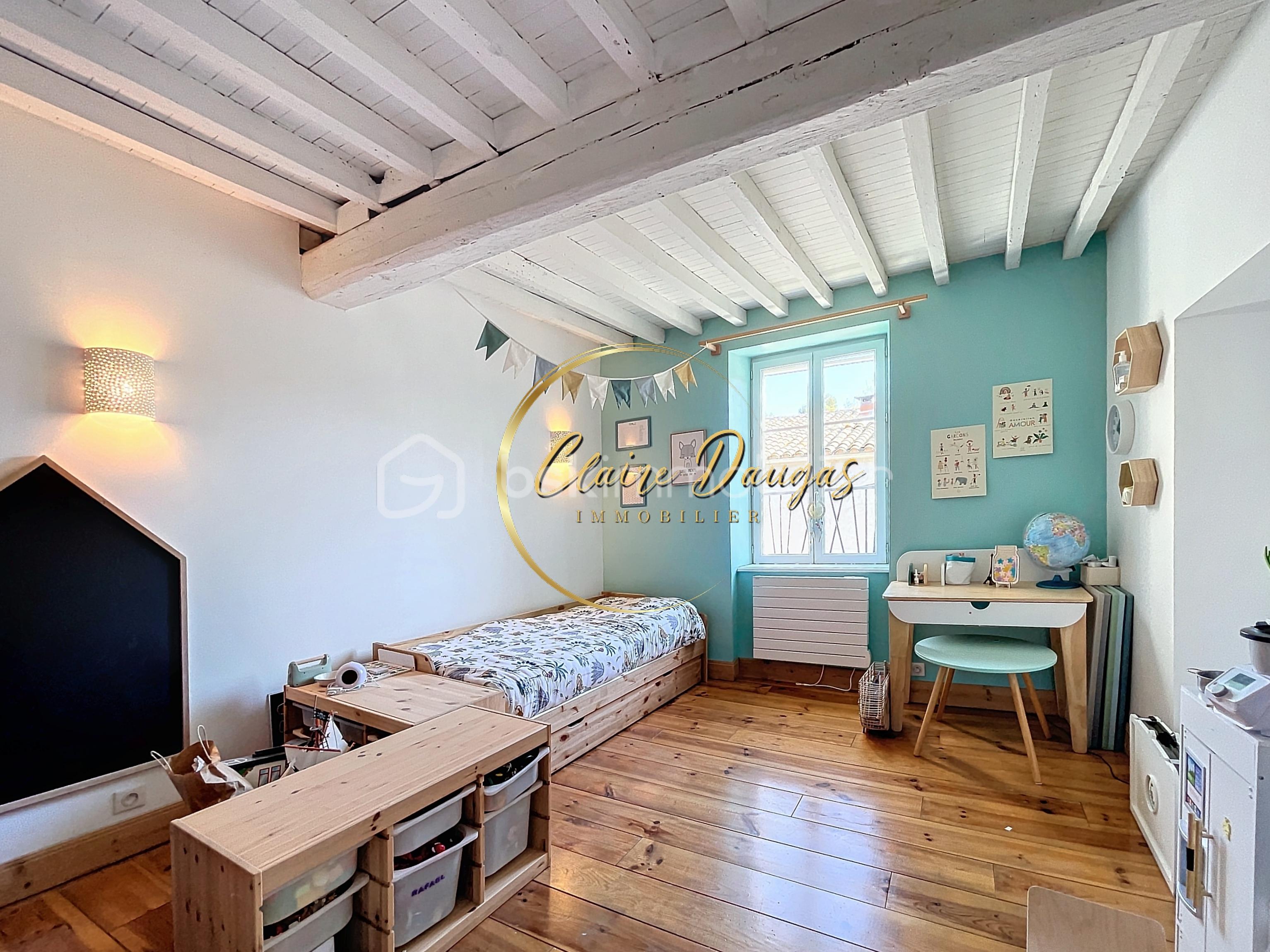 Maison en pierre de 250 m² - e4ac3-IMG-1c788_1711657218_ad136e8.jpeg