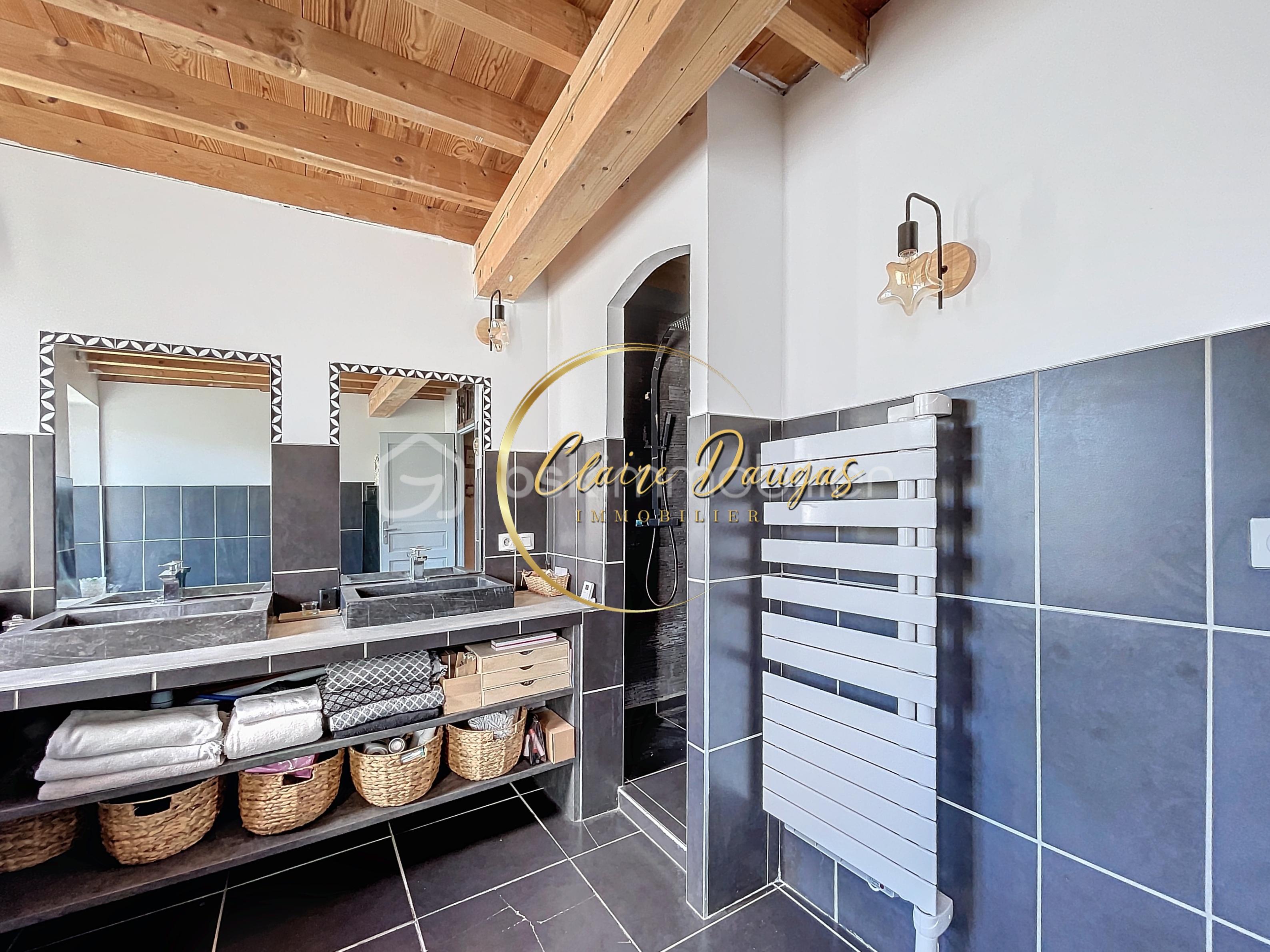 Maison en pierre de 250 m² - 8ceb5-IMG-0b341_1711657043_e7ef382.jpeg