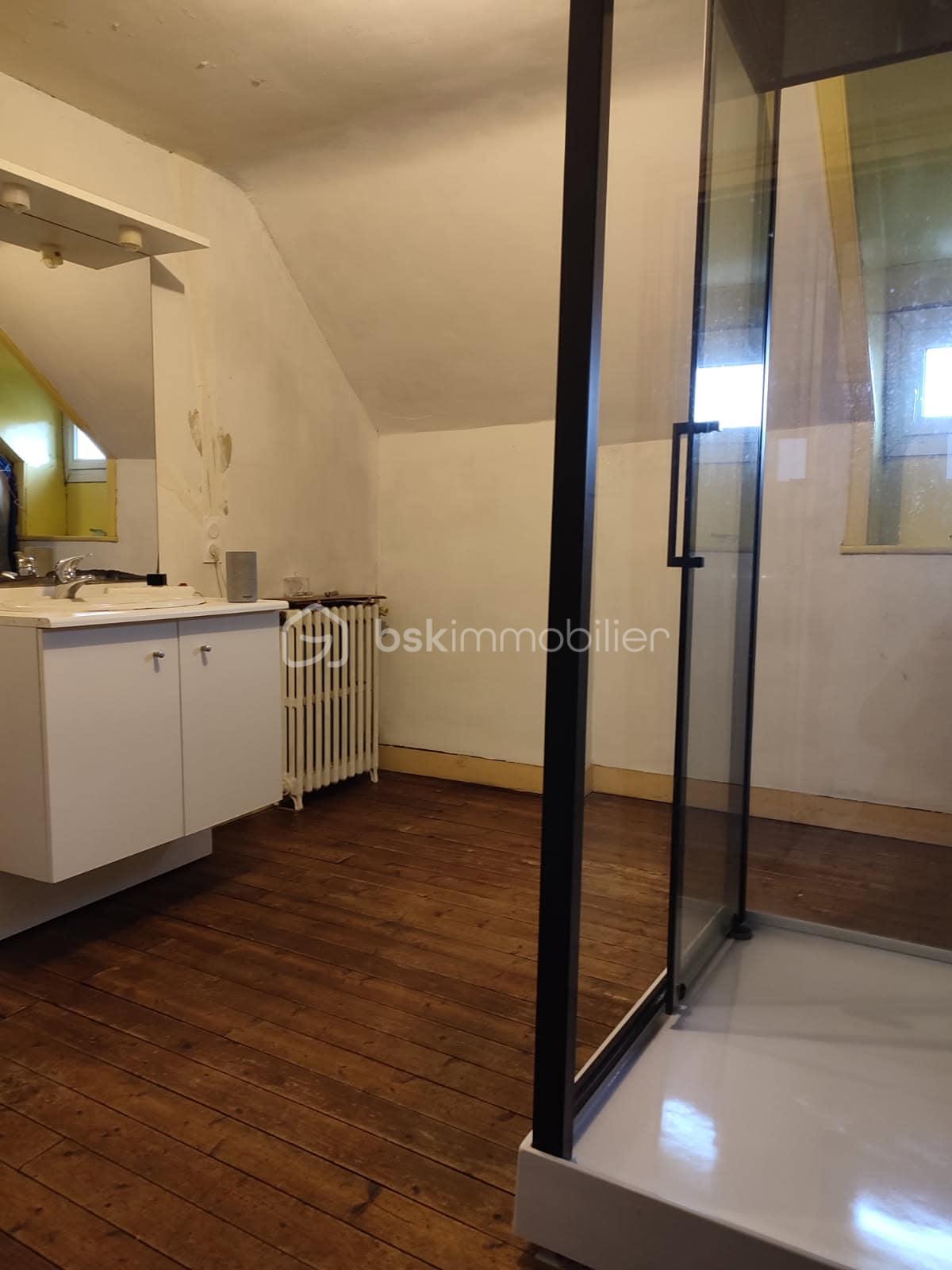 Maison de 212 m² - 479855759_1011784377465469_1702899377535450027_n.jpg